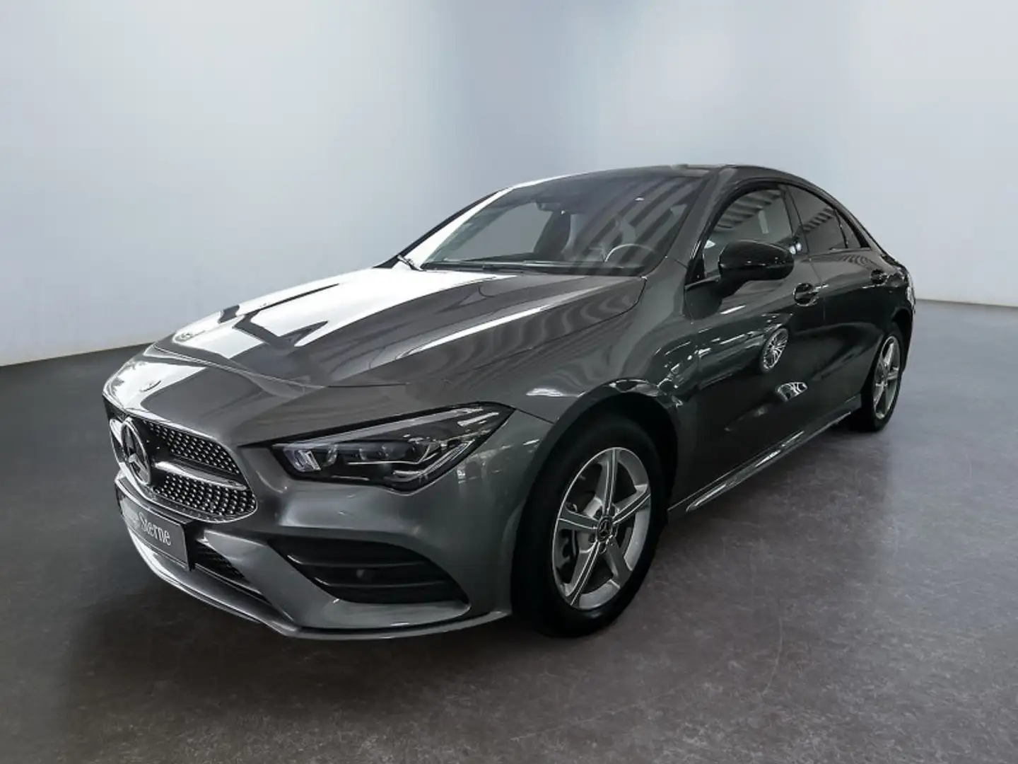 Mercedes-Benz CLA 250 e Coupé AMG NIGHT MULTI KAMERA PANO SPUR Gris - 2