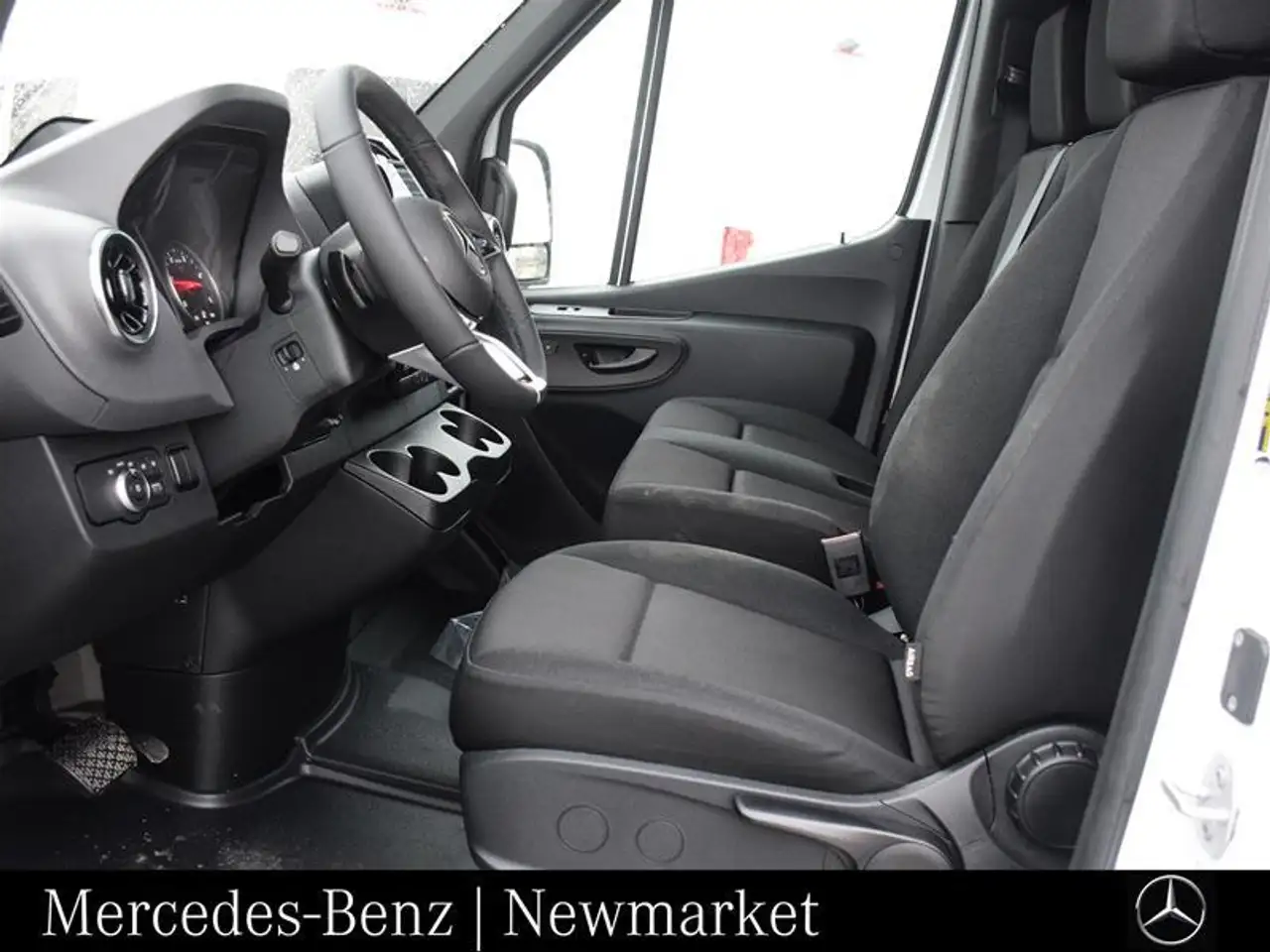 Mercedes-Benz Sprinter снимка Mercedes-Benz Sprinter