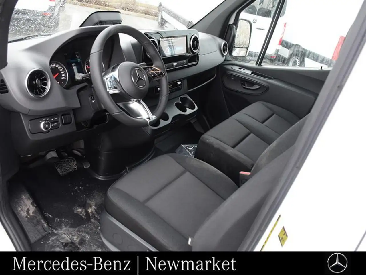 Mercedes-Benz Sprinter снимка Mercedes-Benz Sprinter