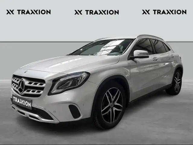 Mercedes-Benz GLA 200 GLA 200