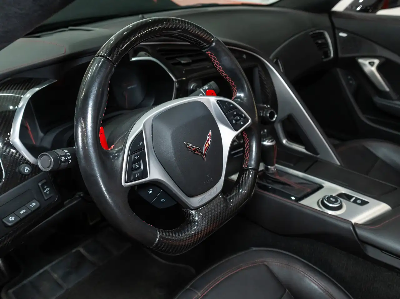 Chevrolet Corvette снимка Chevrolet Corvette