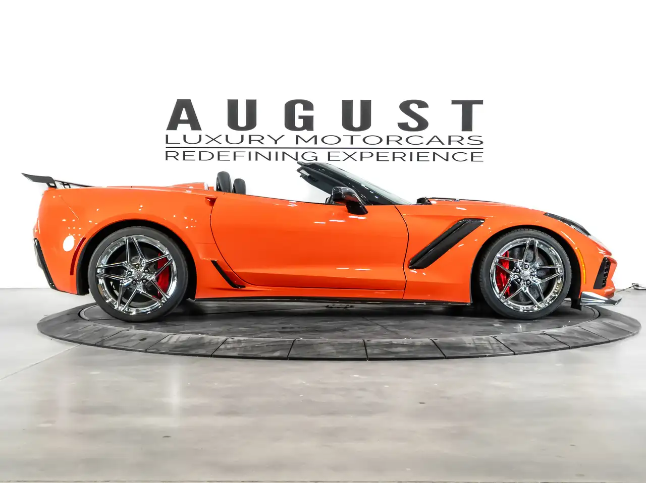 Chevrolet Corvette снимка Chevrolet Corvette