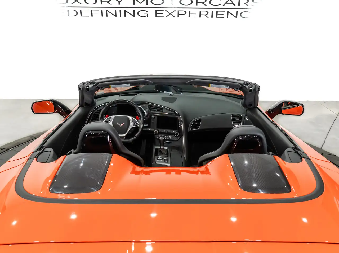 Chevrolet Corvette снимка Chevrolet Corvette