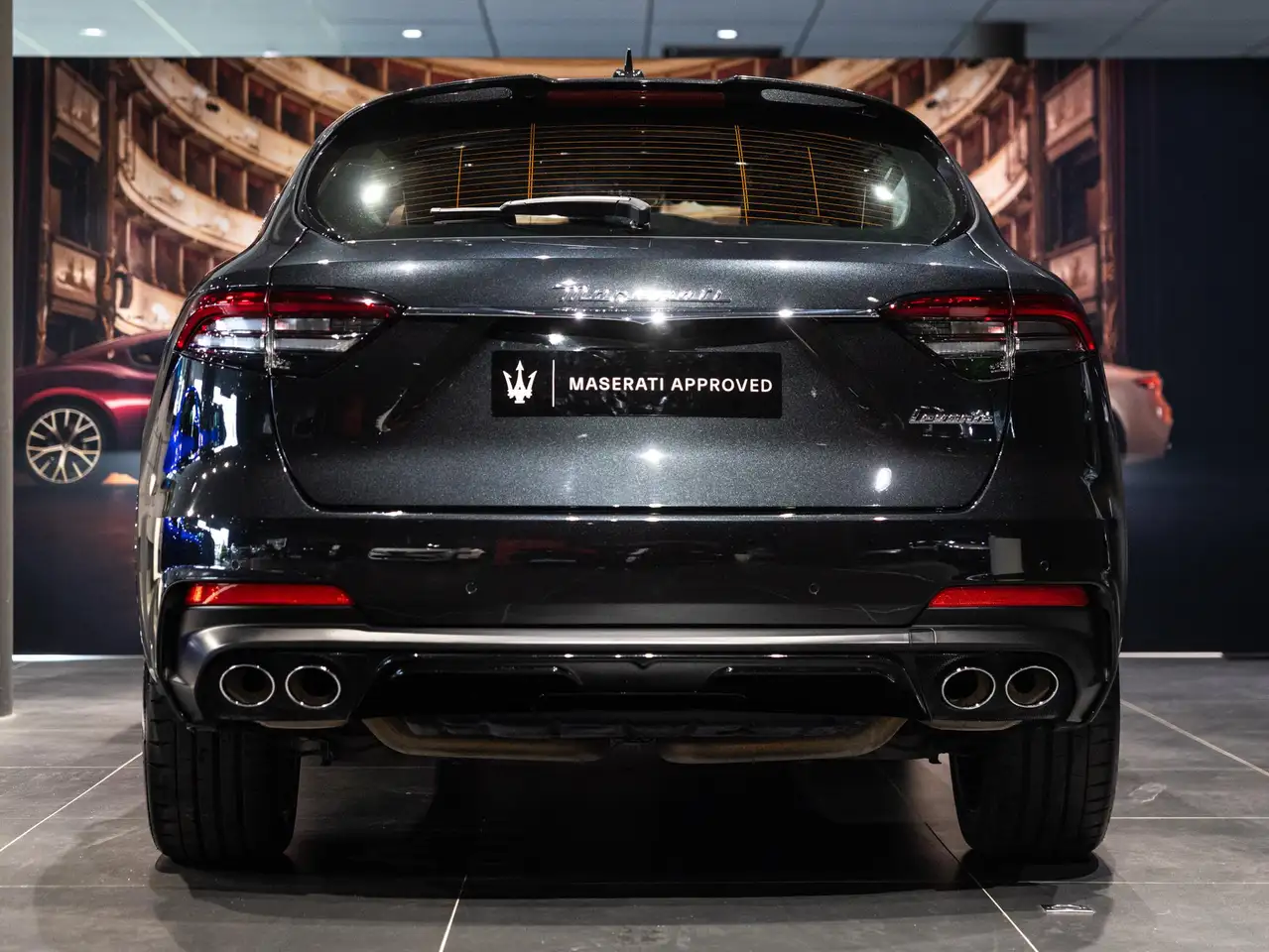 Maserati Levante 2023 — фото 12