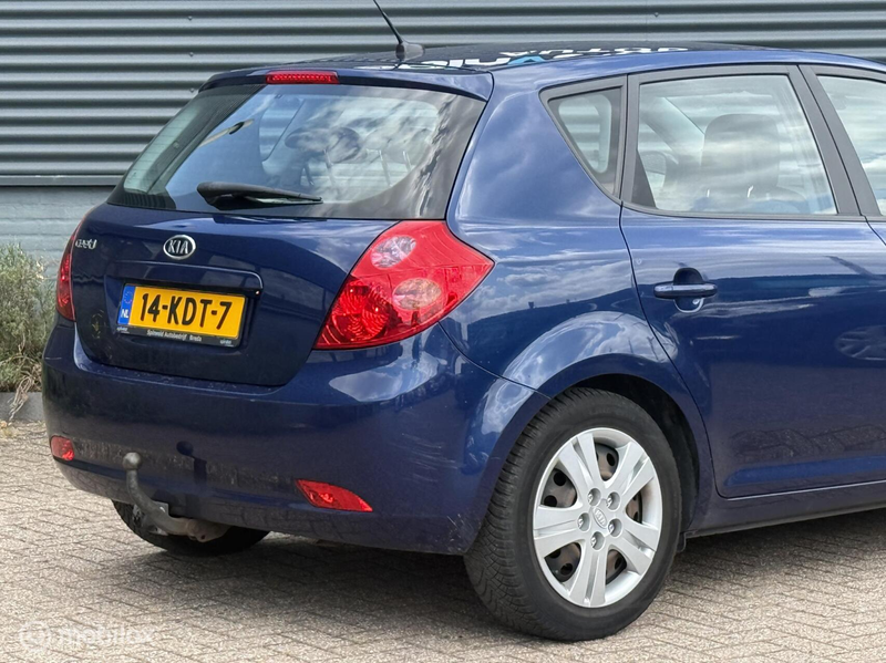 Kia Ceed / cee'd Sporty Wagon 1.6 CVVT X-ecutive - Airco - Trekhaak — photo 8