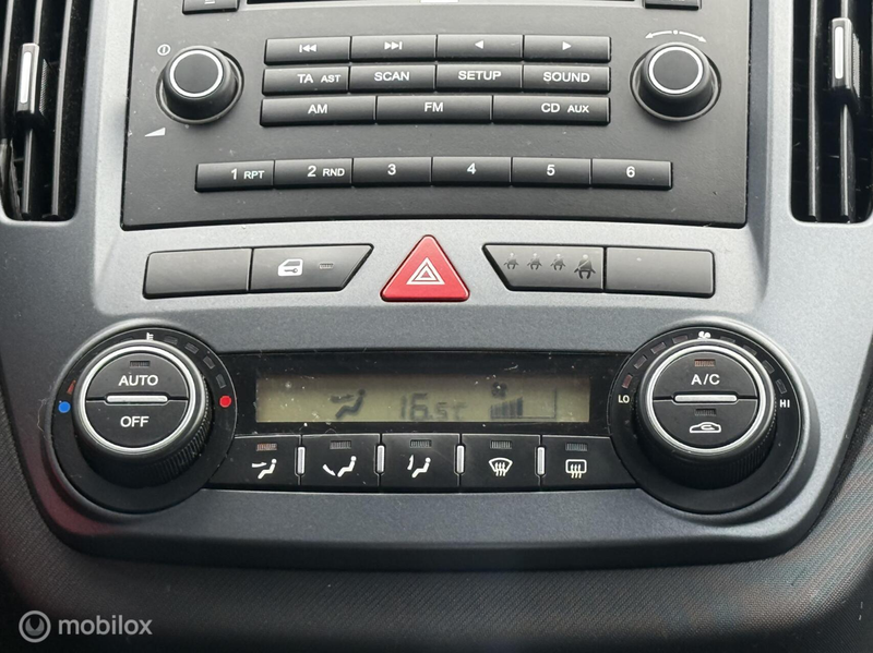 Kia Ceed / cee'd Sporty Wagon 1.6 CVVT X-ecutive - Airco - Trekhaak — photo 20