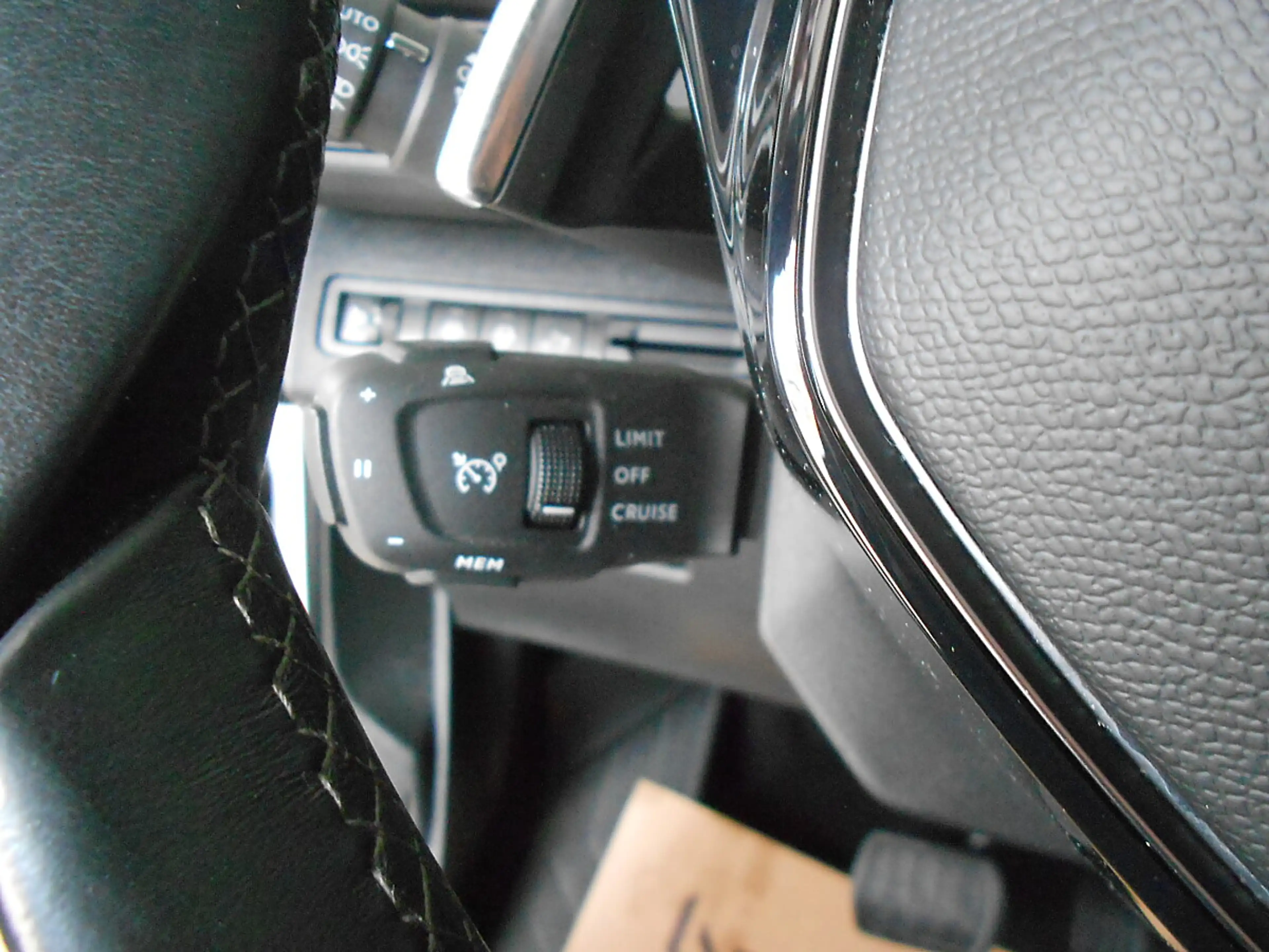 Peugeot 5008 1.5 BlueHDi 130 FAP Allure Pack (EURO 6d) — photo 8