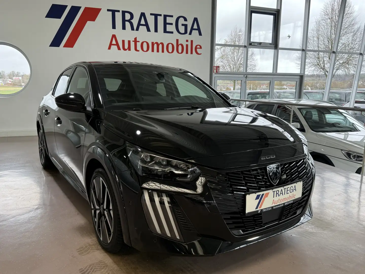 Peugeot 208 Hybrid 145 e-DSC6 GT - Vollausstattung Noir - 1