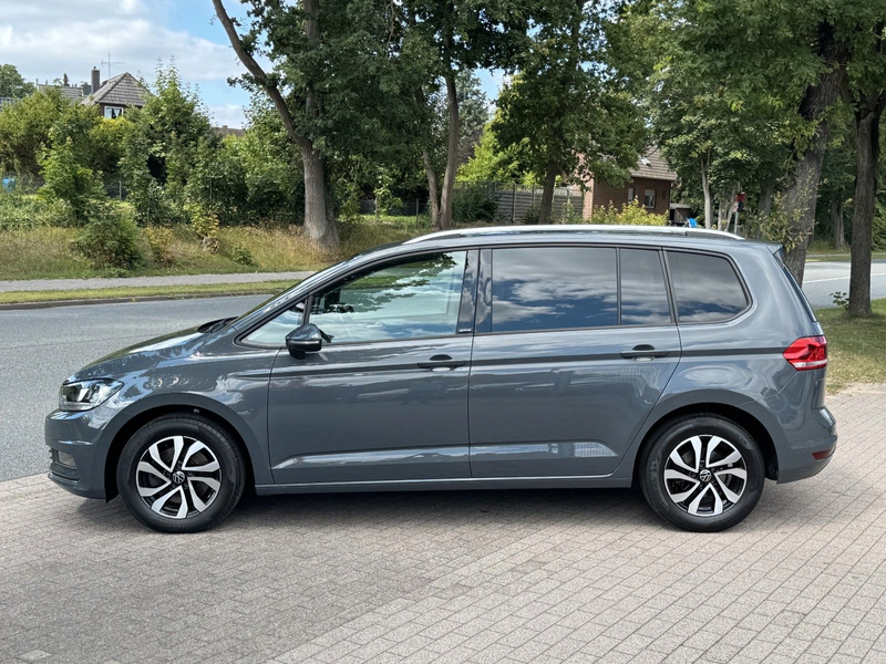 Volkswagen Touran Active *1.HAND*ACC*KAMERA*NAVI*7.SITZER* — photo 6