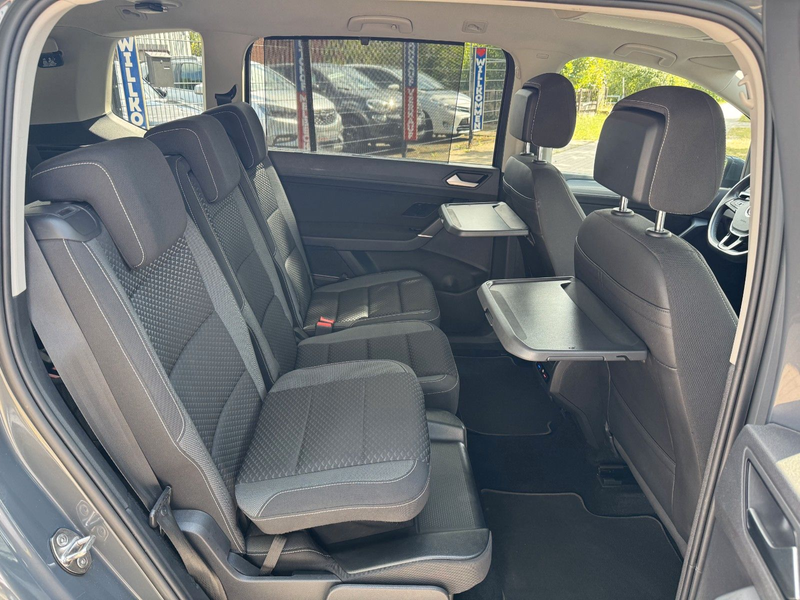 Volkswagen Touran Active *1.HAND*ACC*KAMERA*NAVI*7.SITZER* — photo 10