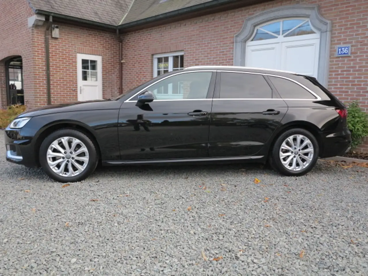Audi A4 35TDI AUT. ADVANCED PLATINUM+PANOR. DAK+GARANTIE!, миниатюра 3