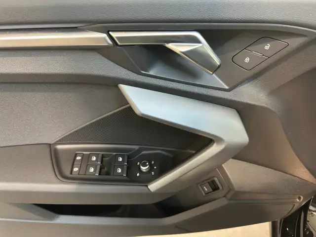 Audi A3 view 8