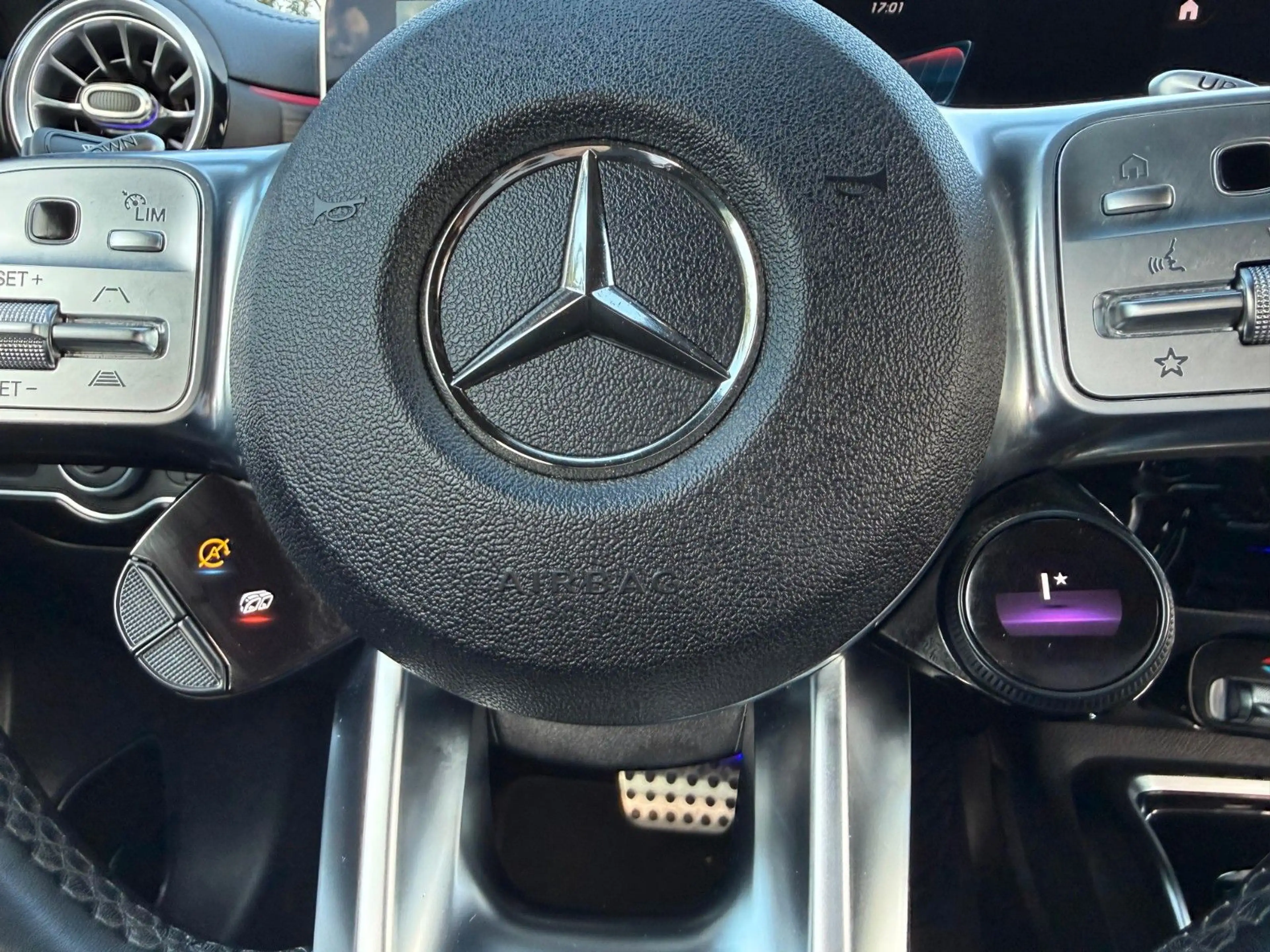 Mercedes-Benz CLA 45 AMG 4MATIC+ MAGNO NIGHT PANO AMBIENTE BUR — photo 13