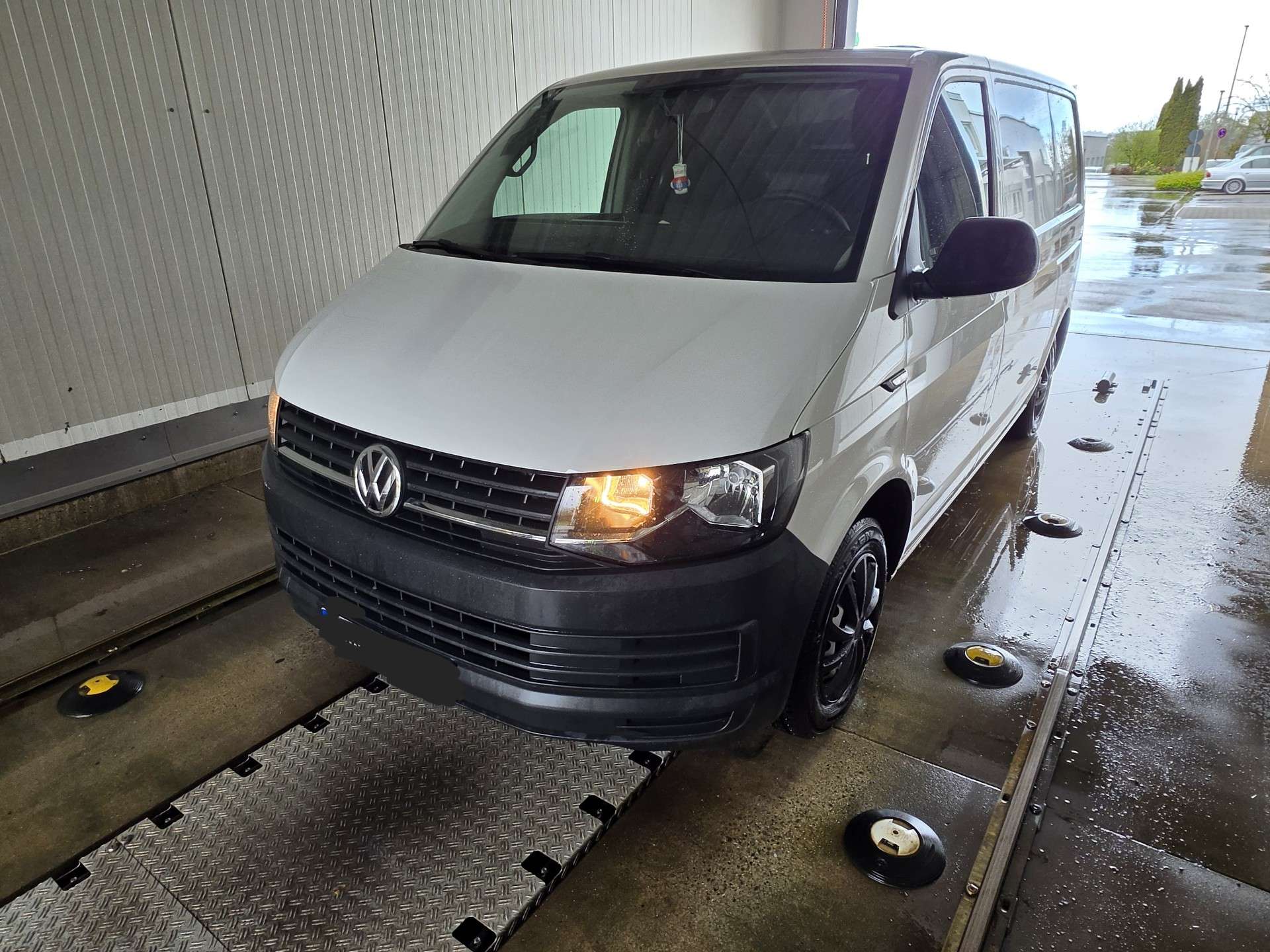 Second hand Volkswagen Transporter T6