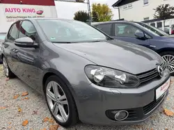 Volkswagen Golf Highline R-Line AUTOMATIK*1-HAND*DYNAUDIO+KEYLESS*MEGA SCHÖN*18 ZOLL*SPORTPAKET*SCHECKHEFTGEPFLEGT*TOP ZUSTAND* - fotografija vozila