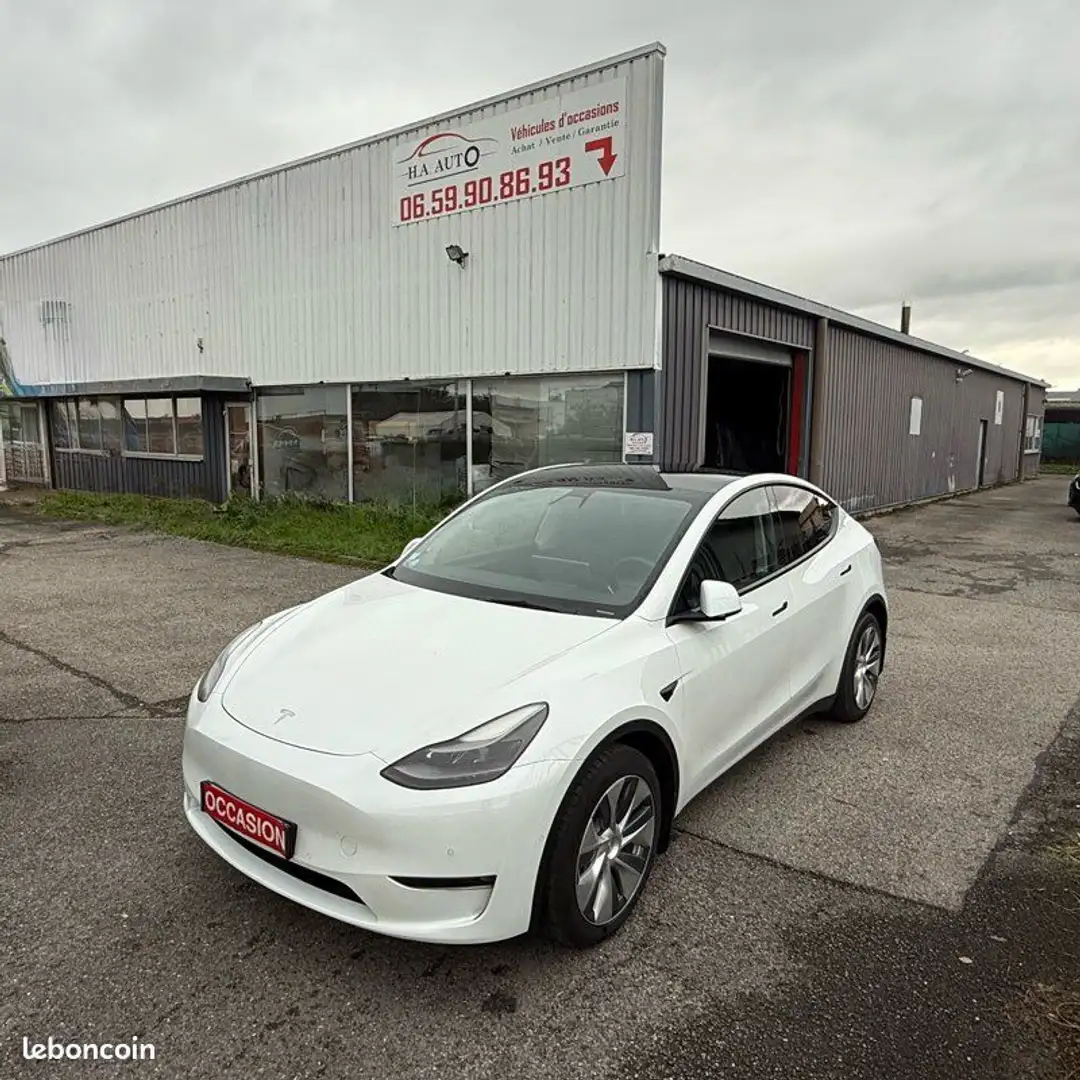 Tesla Model Y Dual Motor Awd 4X4 Long Range Weiß - 1