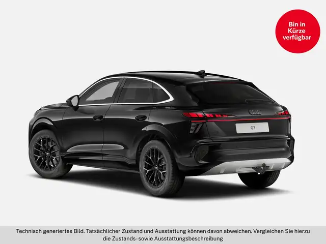 Audi Q3 view 3