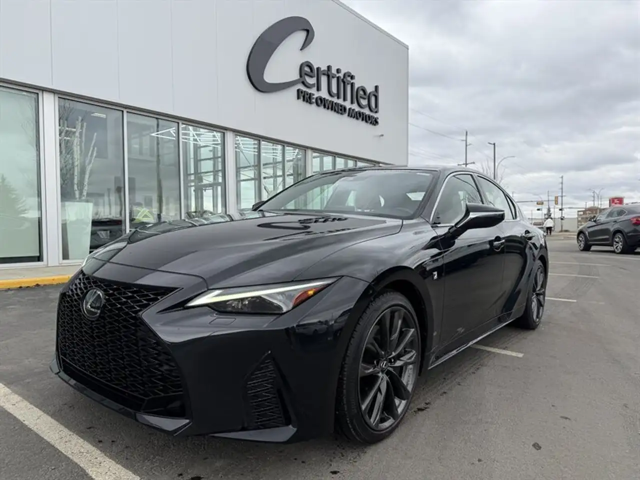 2023 Lexus IS