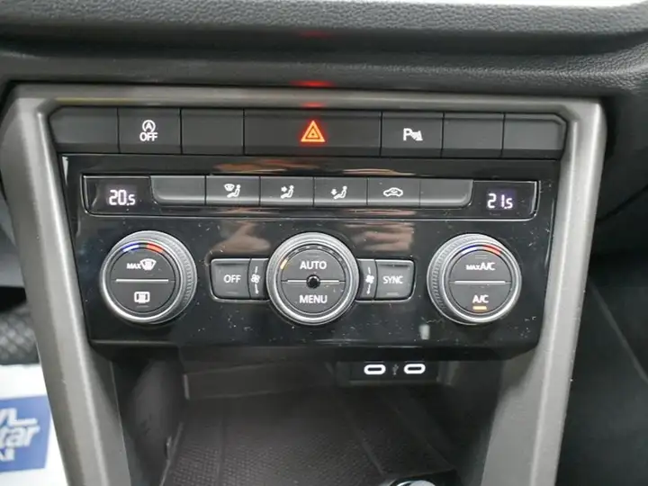 Volkswagen T-Roc Advance Style 2.0 TDI (2021) 2021, foto 18