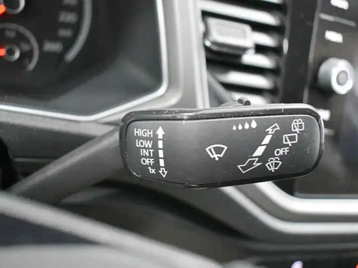 Volkswagen T-Roc Advance Style 2.0 TDI (2021) 2021, foto 12