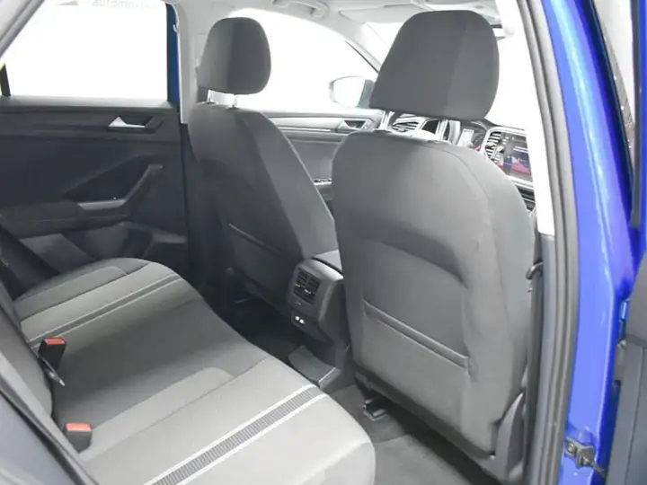Volkswagen T-Roc Advance Style 2.0 TDI (2021) 2021, foto 36