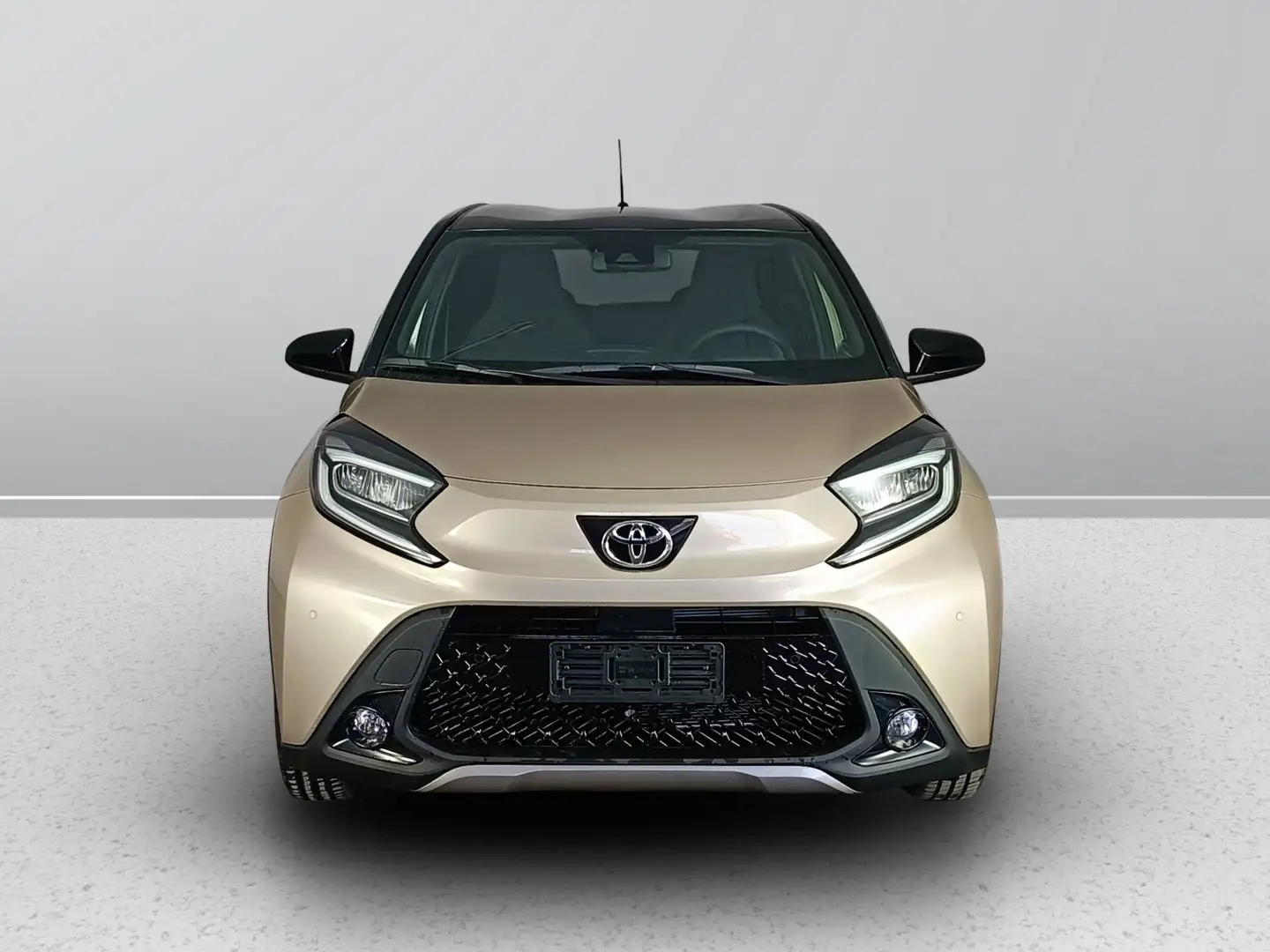 Toyota Aygo X 10B MT LOUNGE MY24 Beige - 2