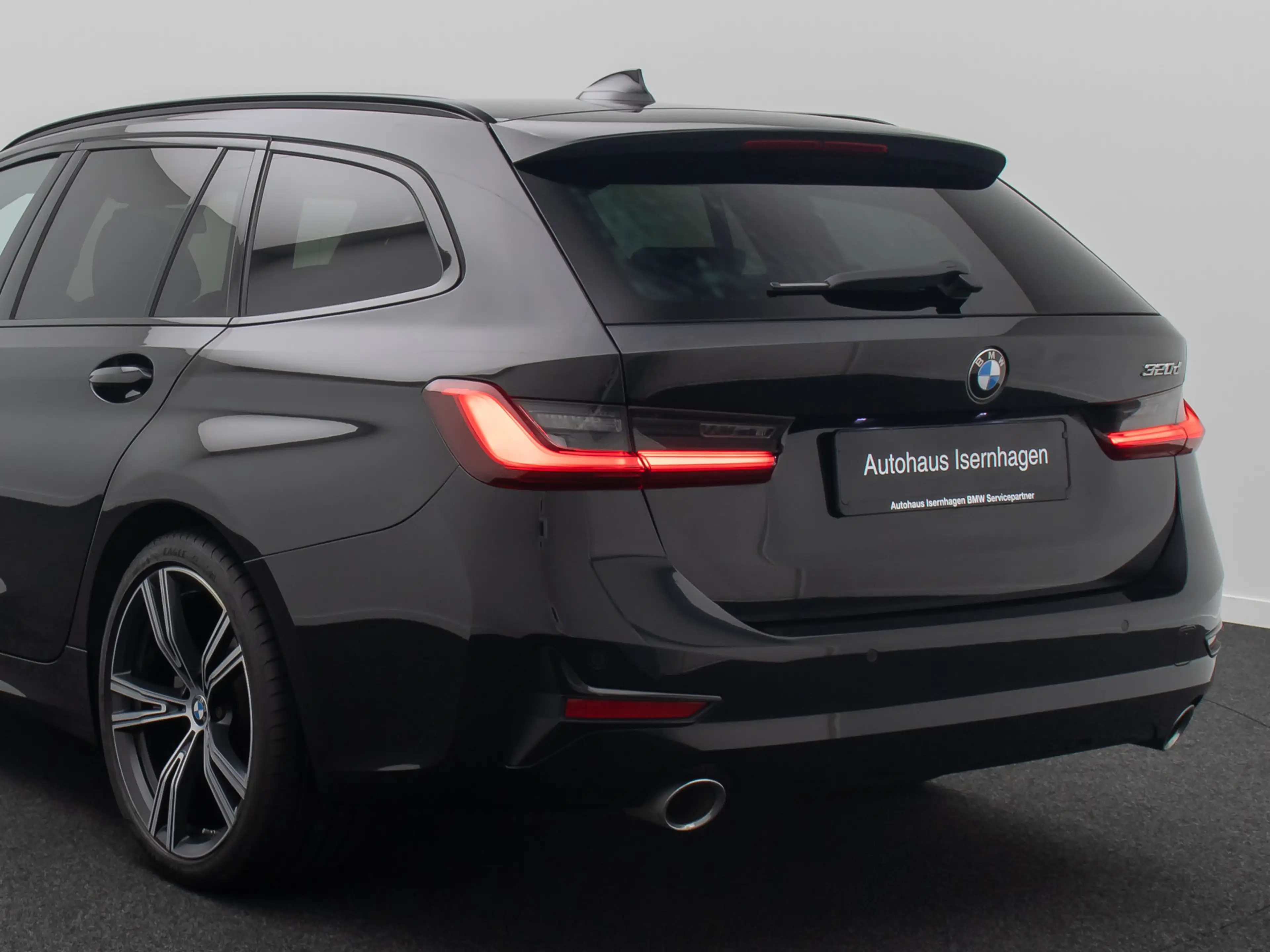 BMW 320 ACC Alarm HUD DAB H K Panoram Sportsitz 19 — photo 16