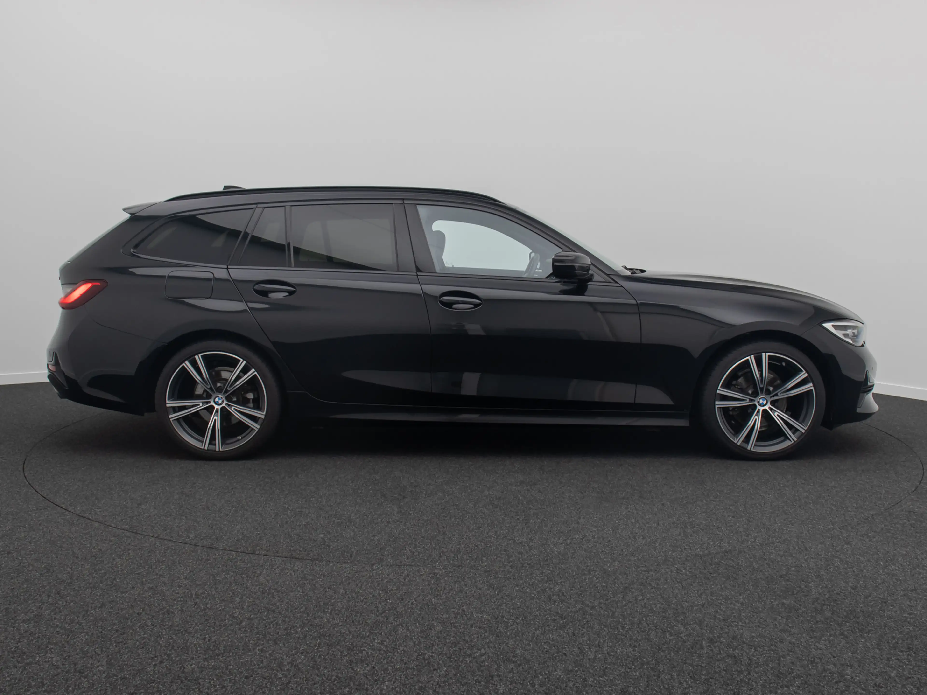 BMW 320 ACC Alarm HUD DAB H K Panoram Sportsitz 19 — photo 5