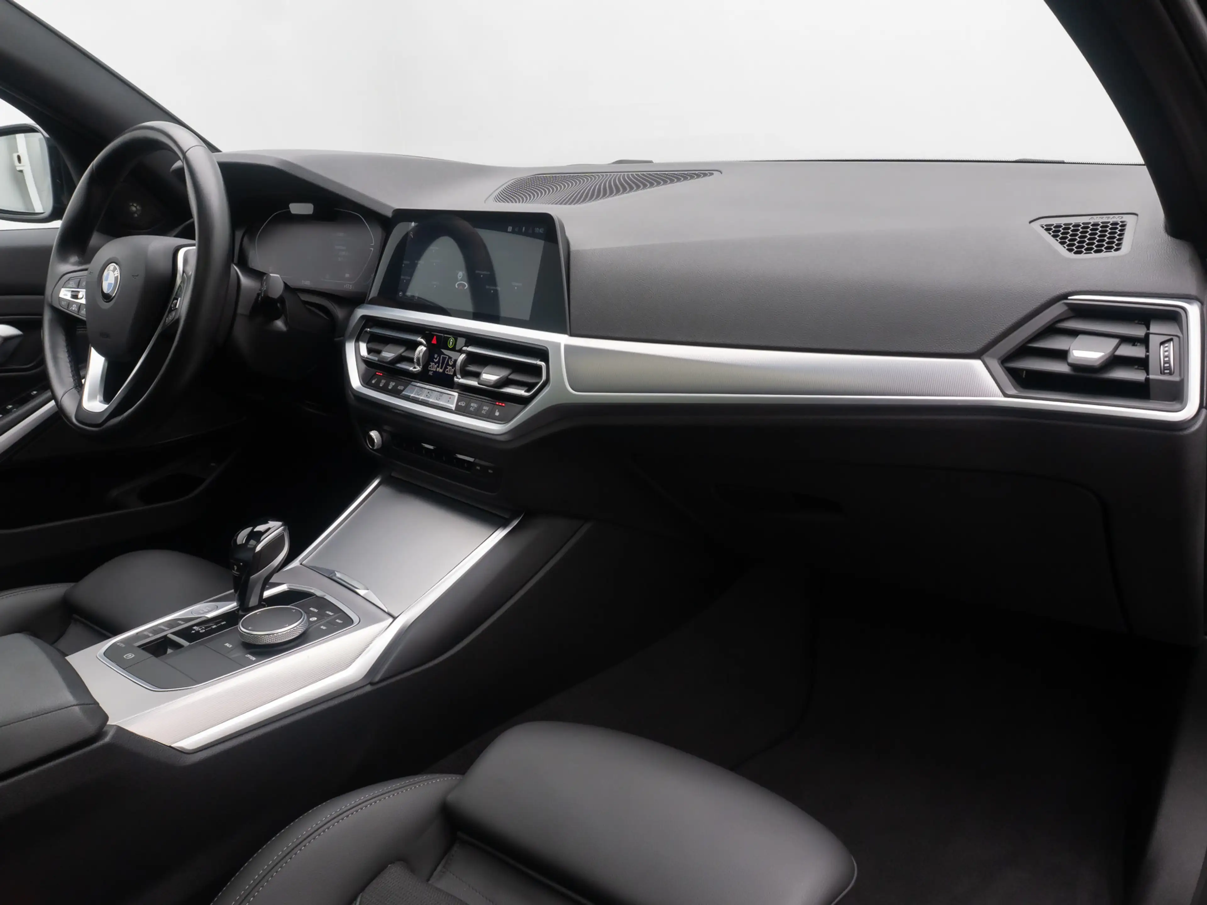 BMW 320 ACC Alarm HUD DAB H K Panoram Sportsitz 19 — photo 24