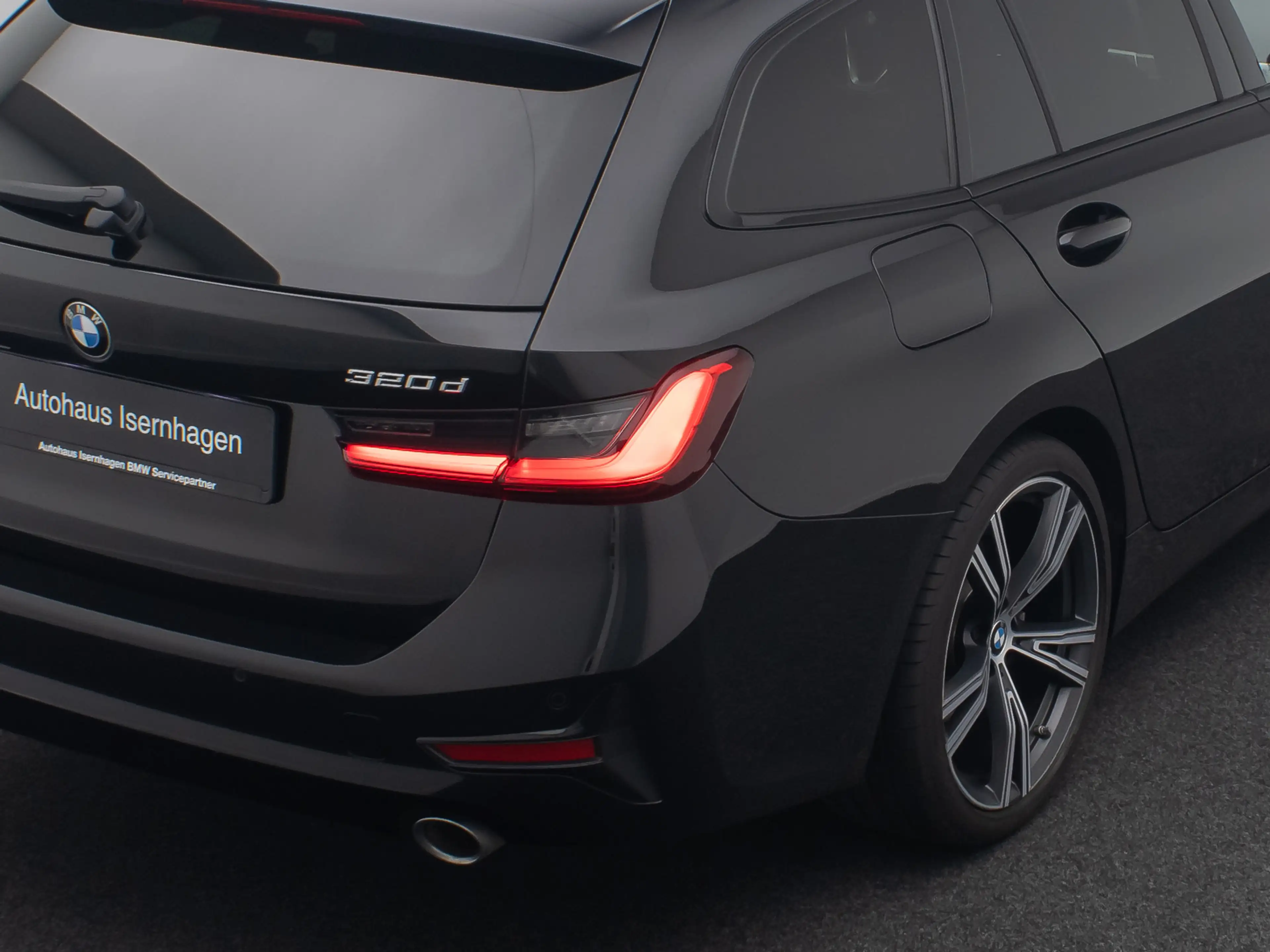 BMW 320 ACC Alarm HUD DAB H K Panoram Sportsitz 19 — photo 17