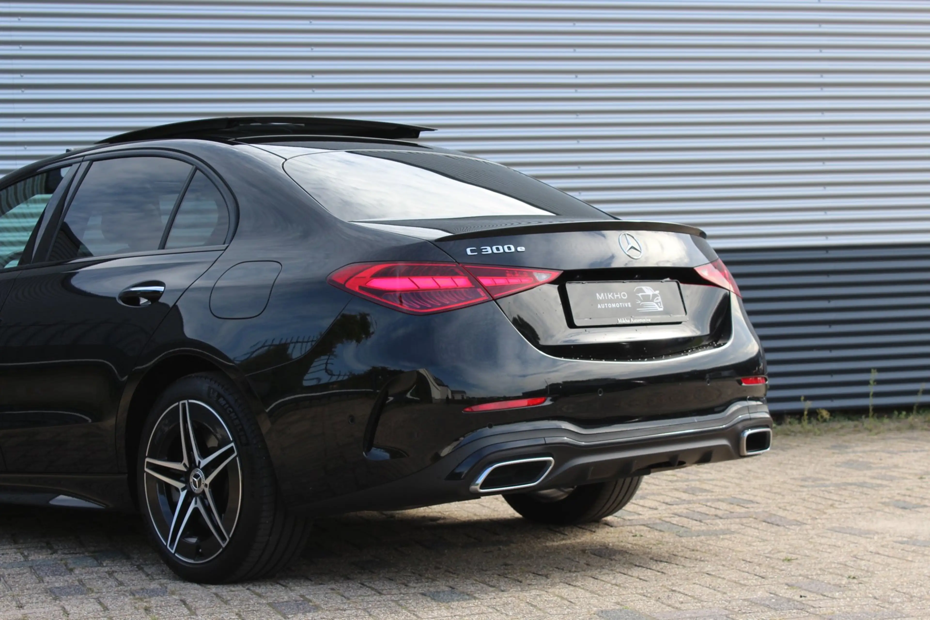 Mercedes-Benz C 300 e AMG | Pano | 360 | Trekhaak | Air balance pakket — photo 24