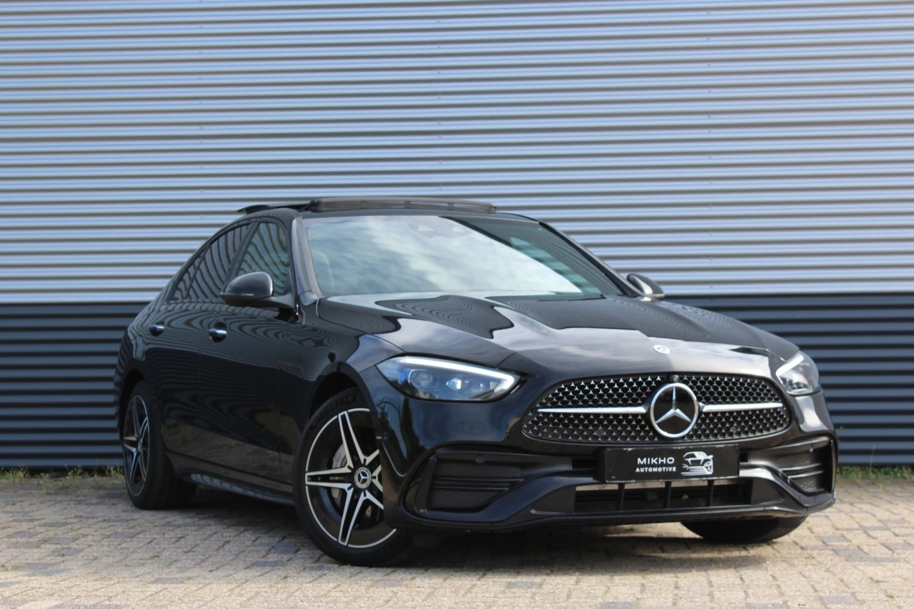 Mercedes-Benz C 300 e AMG | Pano | 360 | Trekhaak | Air balance pakket — photo 18