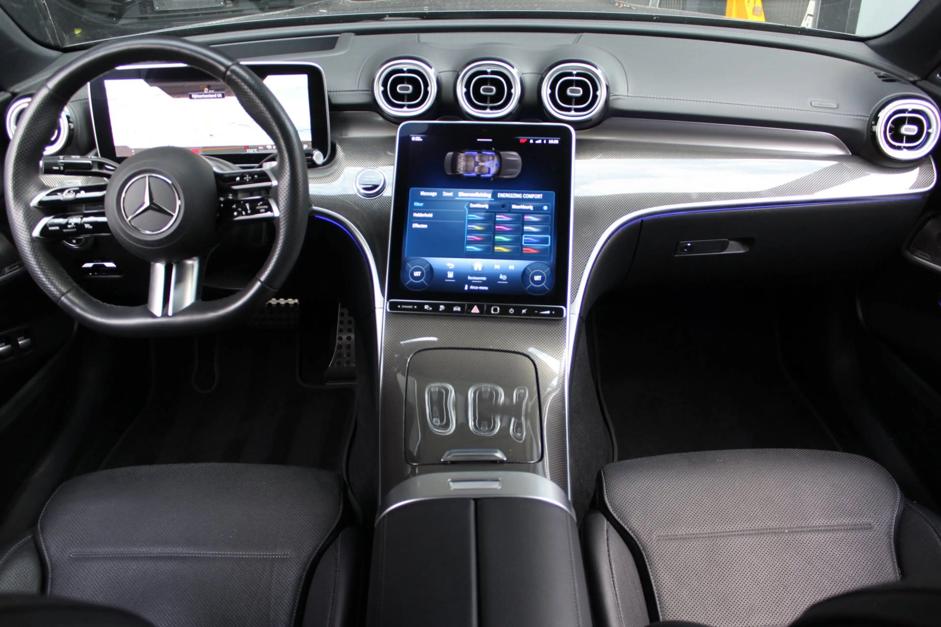 Mercedes-Benz C 300 e AMG | Pano | 360 | Trekhaak | Air balance pakket — photo 2