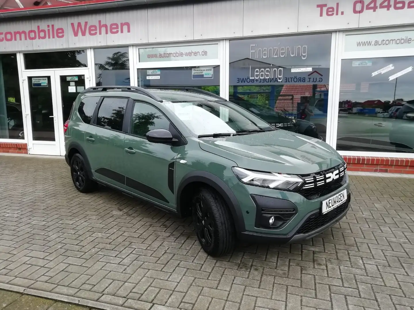 Dacia Jogger Van/Kleinbus in Weiß neu in Wittmund für € 21.249,-