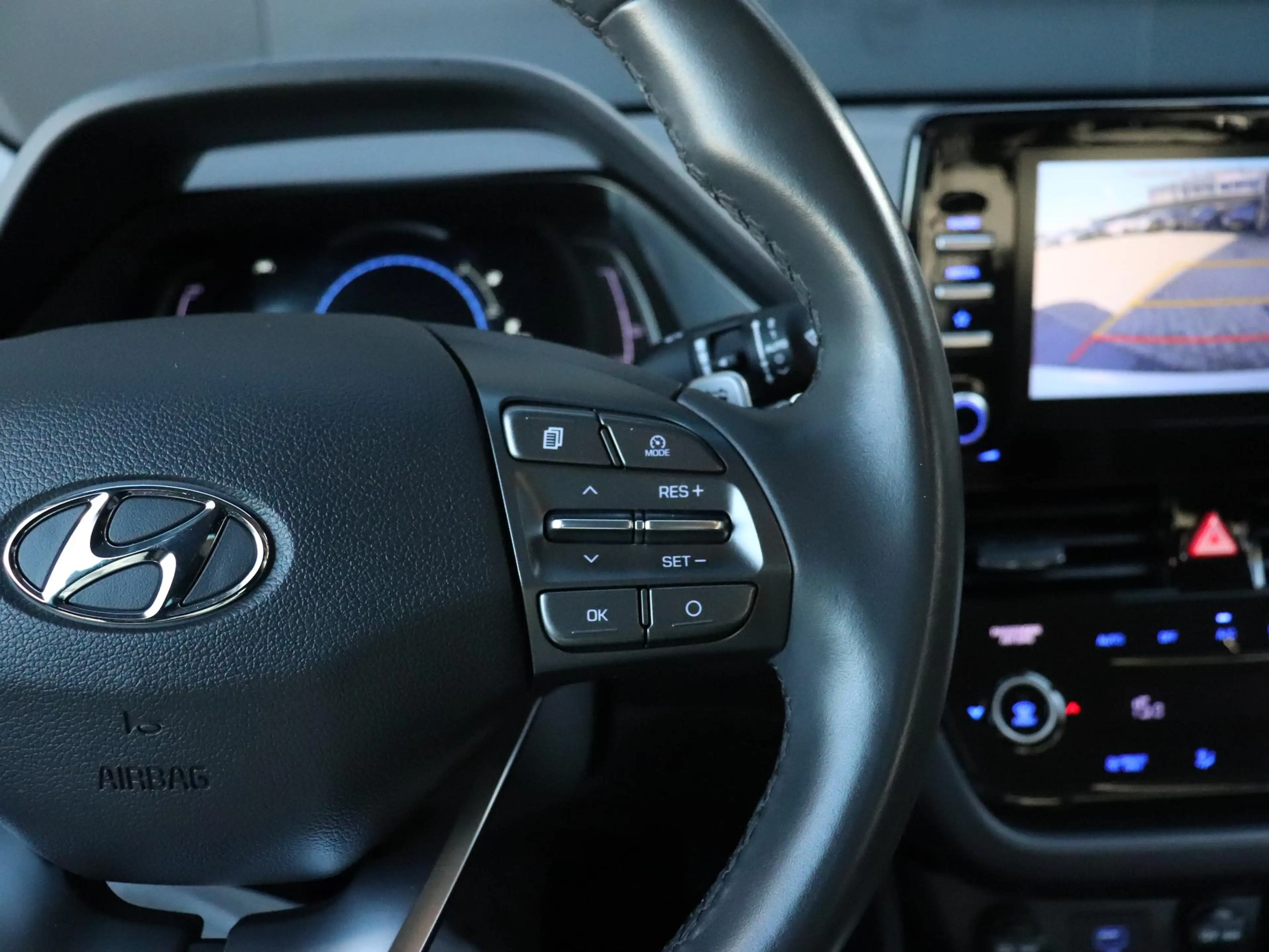 Hyundai IONIQ Comfort EV 38 kWh | CAMERA | NAVI | CRUISE | APPLE — photo 18