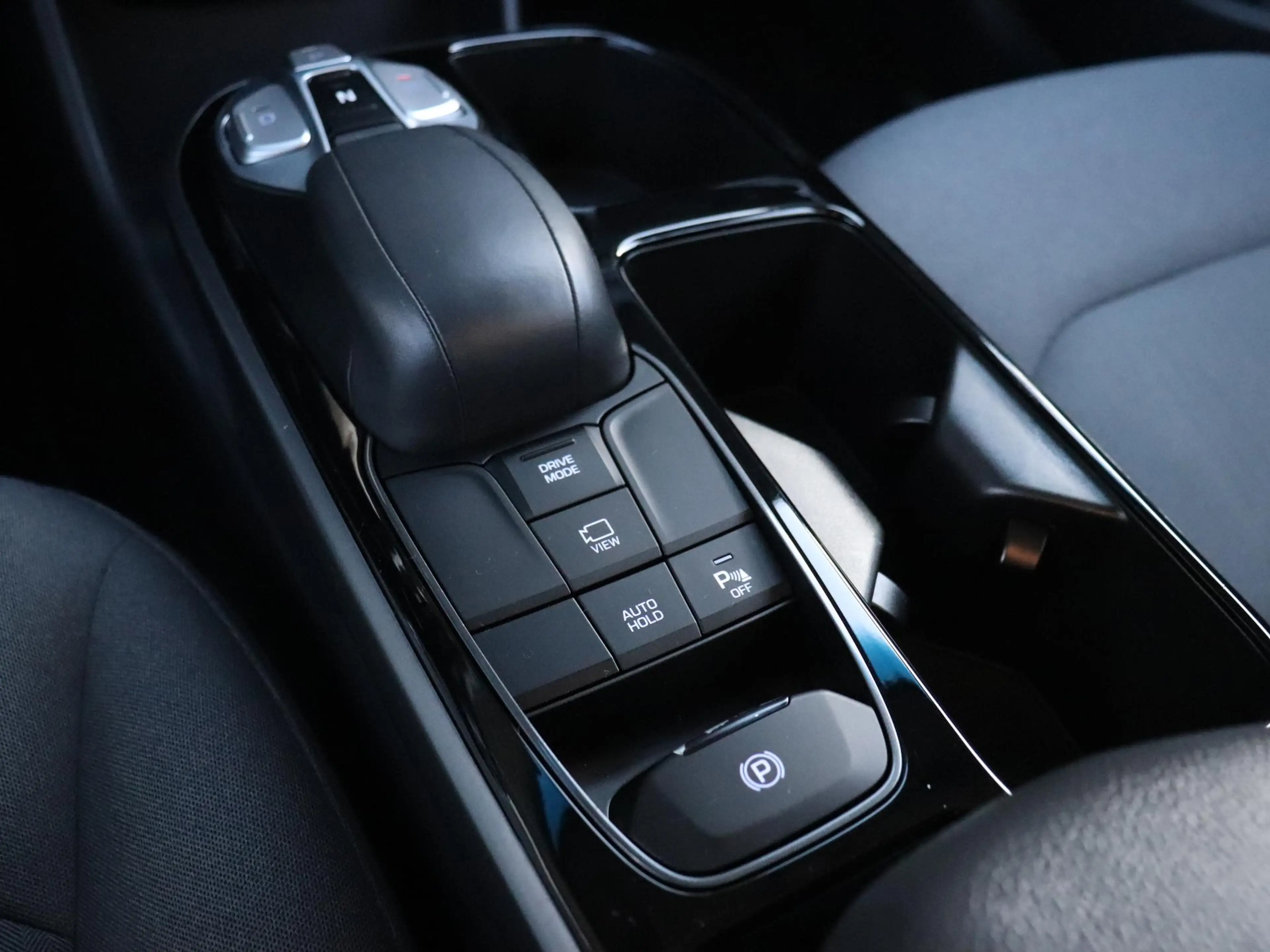Hyundai IONIQ Comfort EV 38 kWh | CAMERA | NAVI | CRUISE | APPLE — photo 19