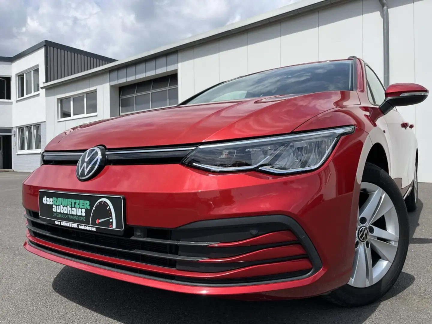 Volkswagen Golf Variant 2.0 TDI 125€ m. 20% Anzahlung AHK Digita Rot - 1