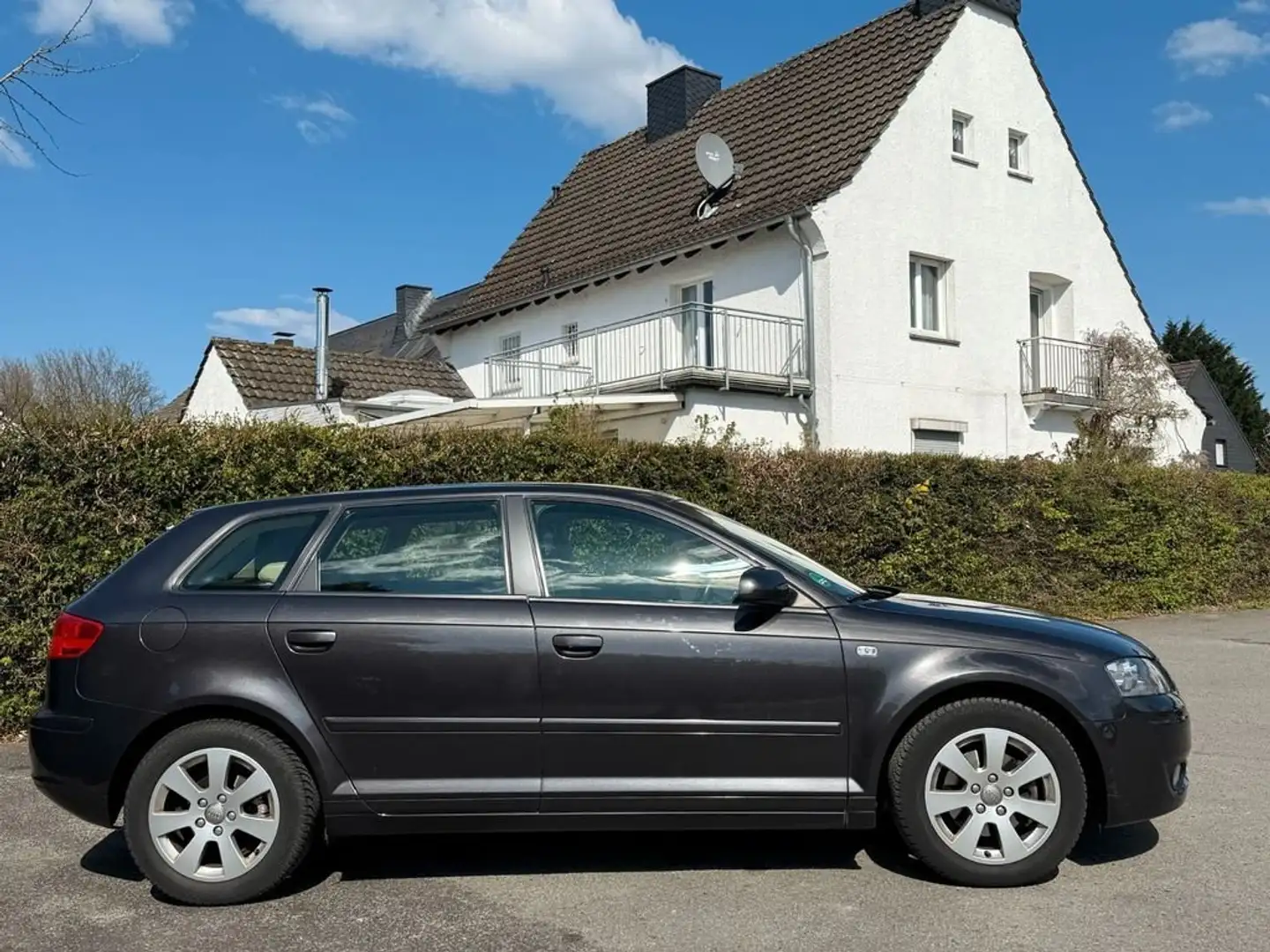 Audi A3 A3 1.8 T Automatik Ambiente Noir - 2