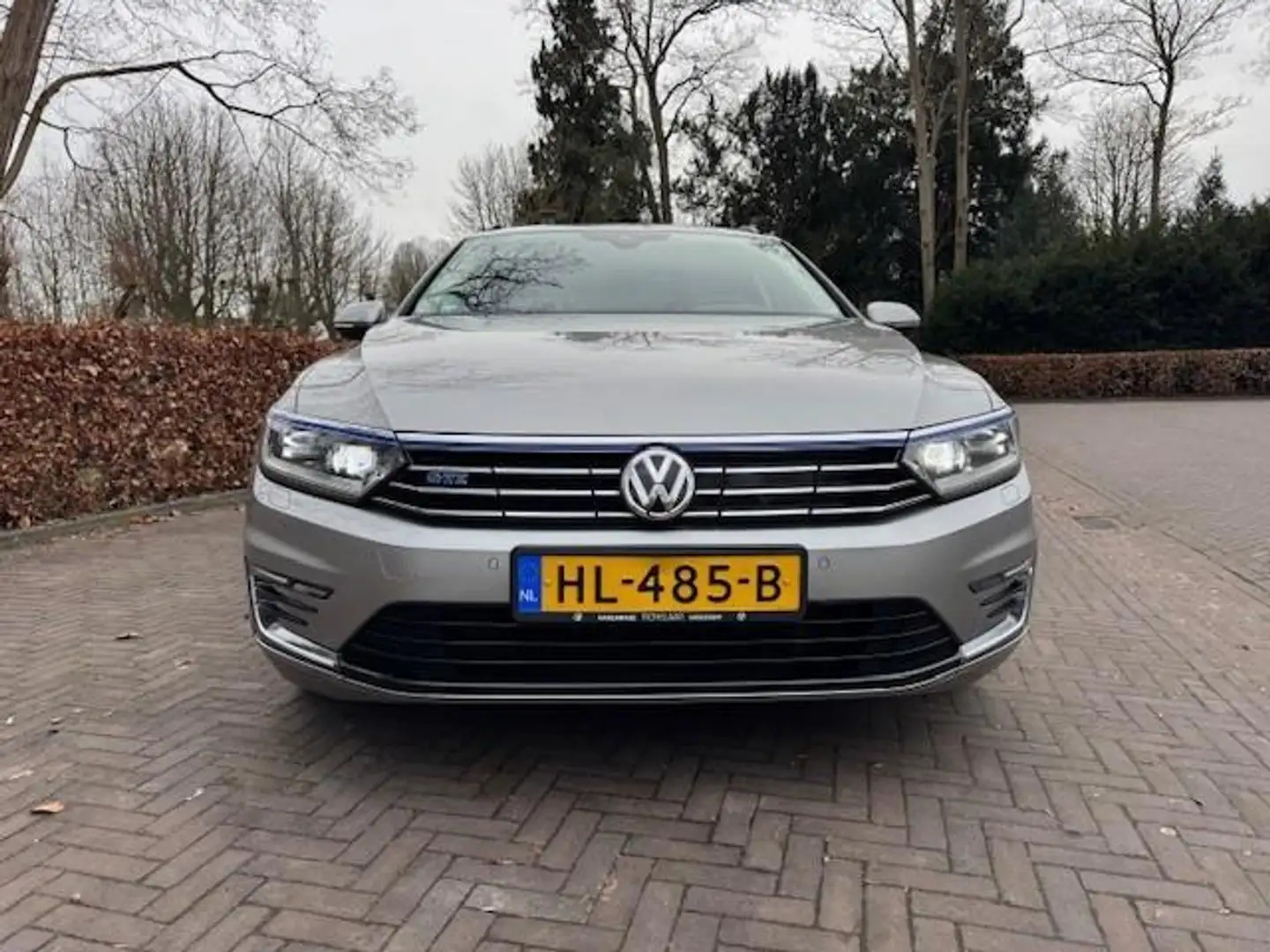 Volkswagen Passat Variant 1.4TSI GTE HIGHLINE TREKHAAK/XENON/ACRUISE Grau - 2