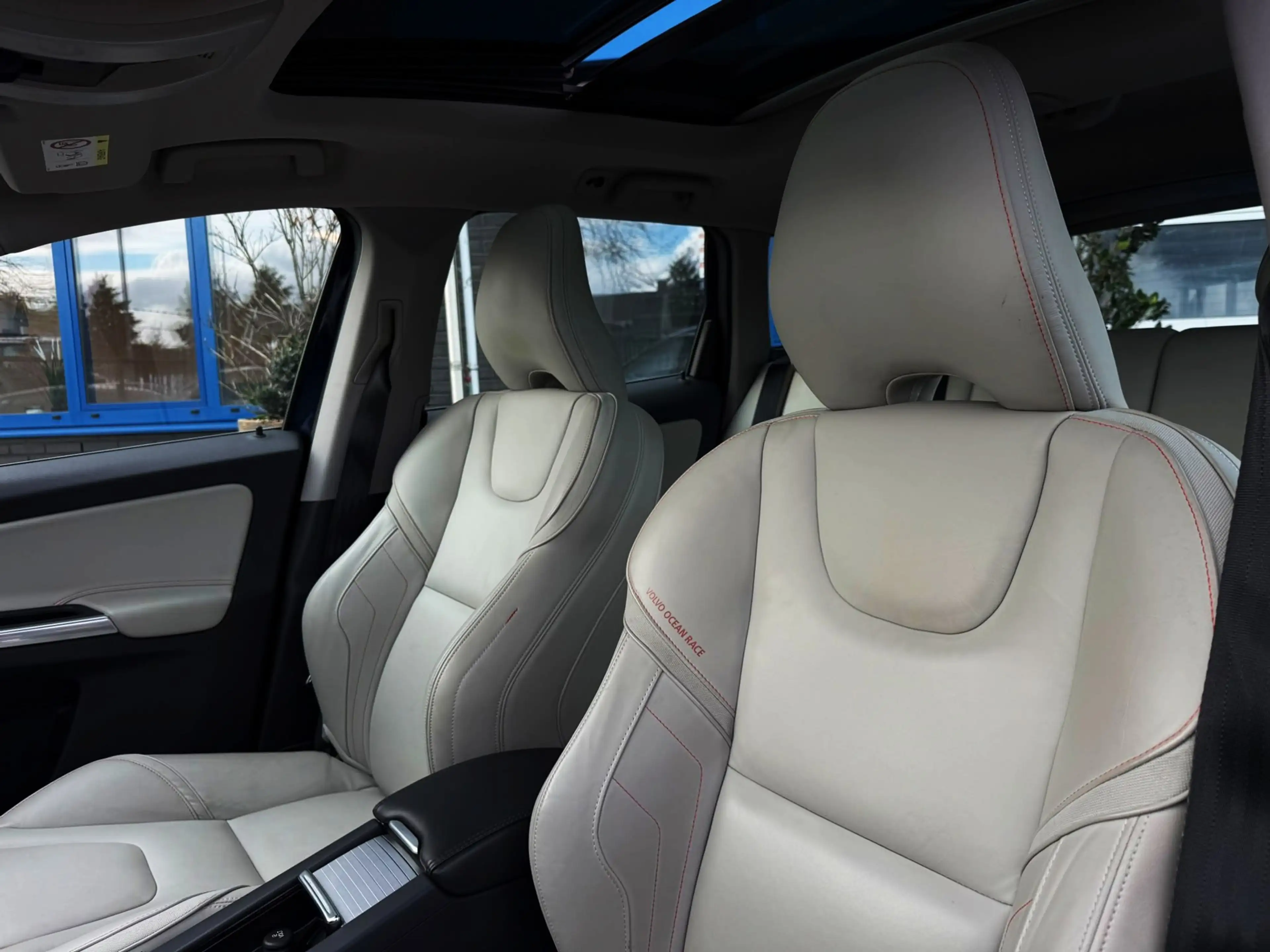 Volvo XC60 2.0 T5 FWD Ocean Race 245PK|NL Auto|Navi|AUT|Adapt — photo 13