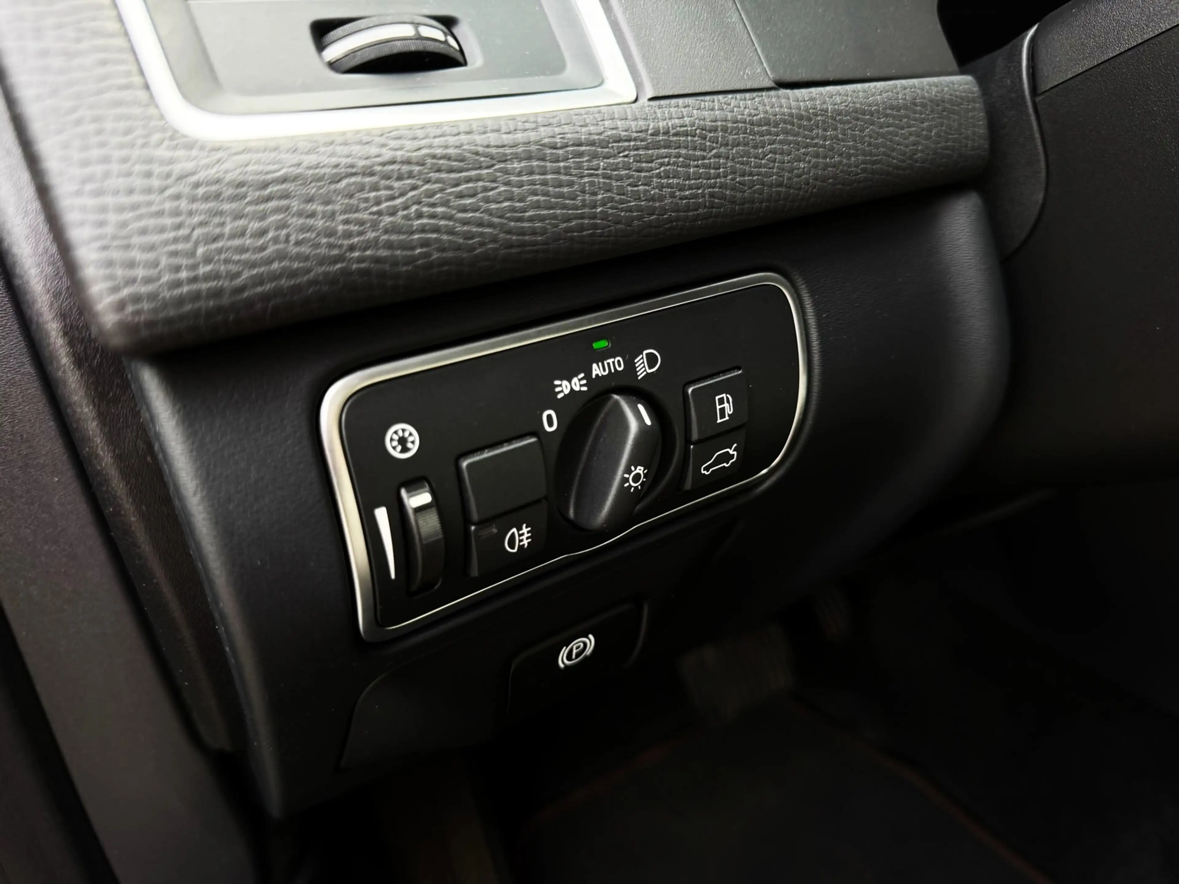 Volvo XC60 2.0 T5 FWD Ocean Race 245PK|NL Auto|Navi|AUT|Adapt — photo 16