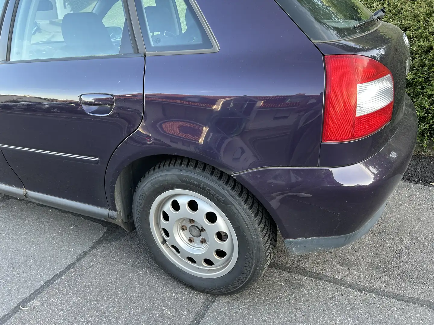 Audi A3 1.6 Ambiente - 1