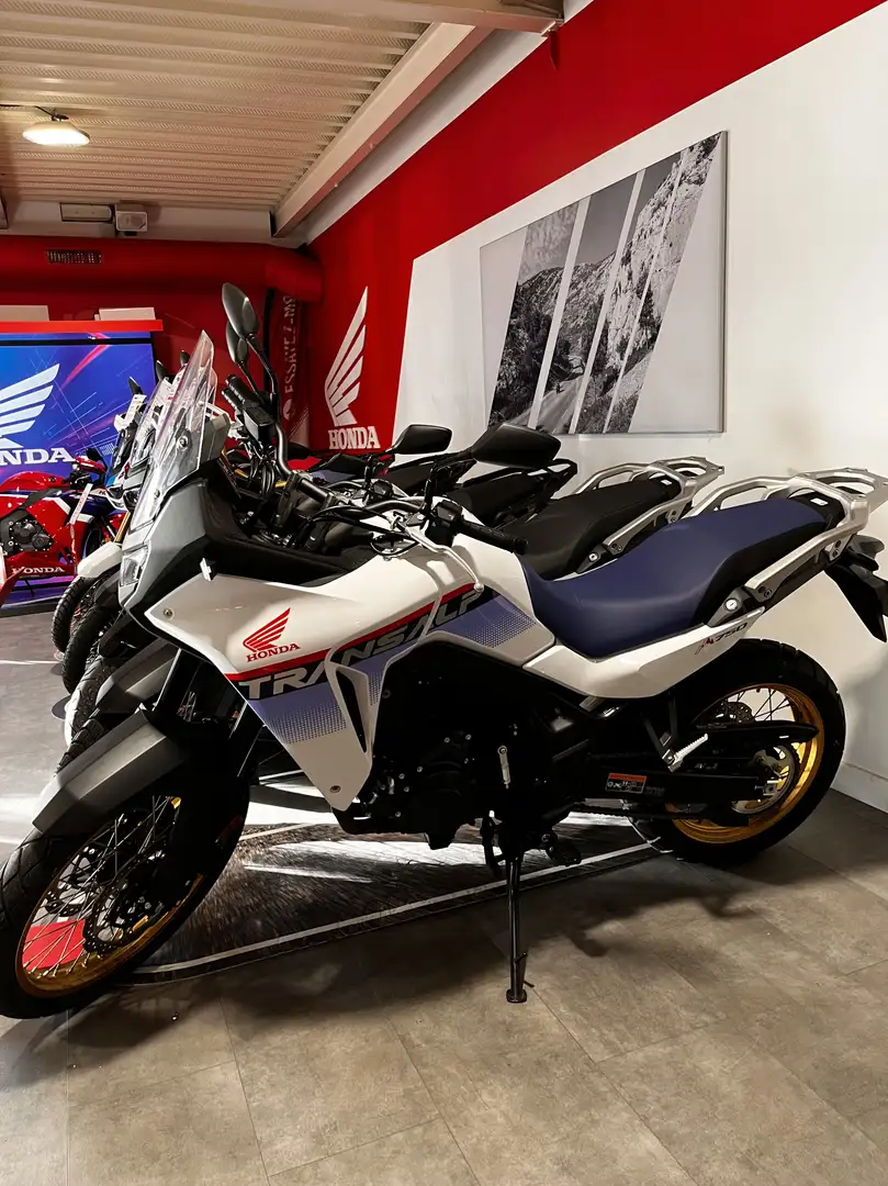 Honda XL 750 Transalp Blanco - 1