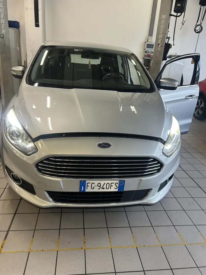 Ford S-Max 2.0 tdci Titanium 130cv auto dpf - 1