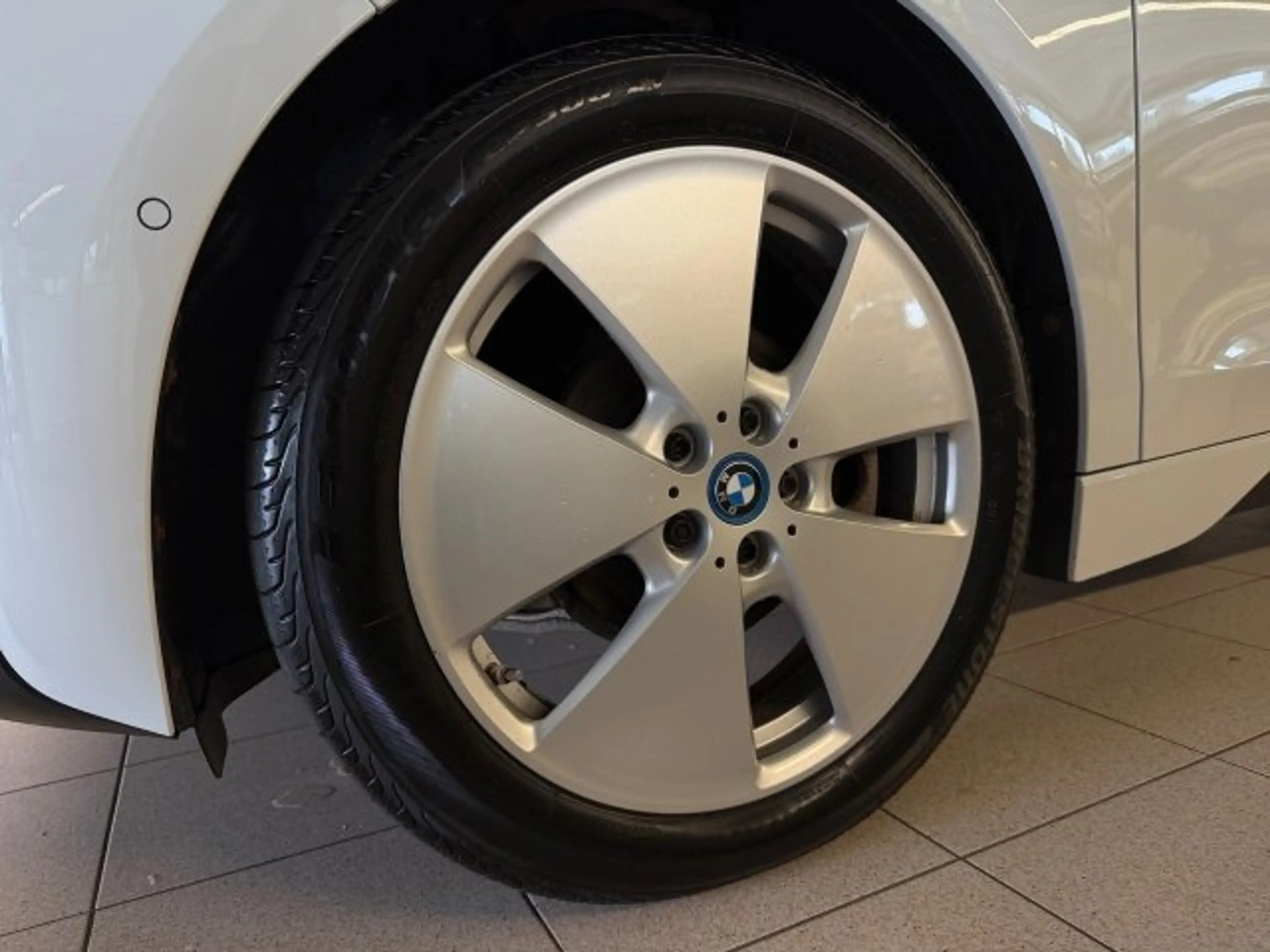 BMW i3 eDrive BEV i01 IB1 — photo 8