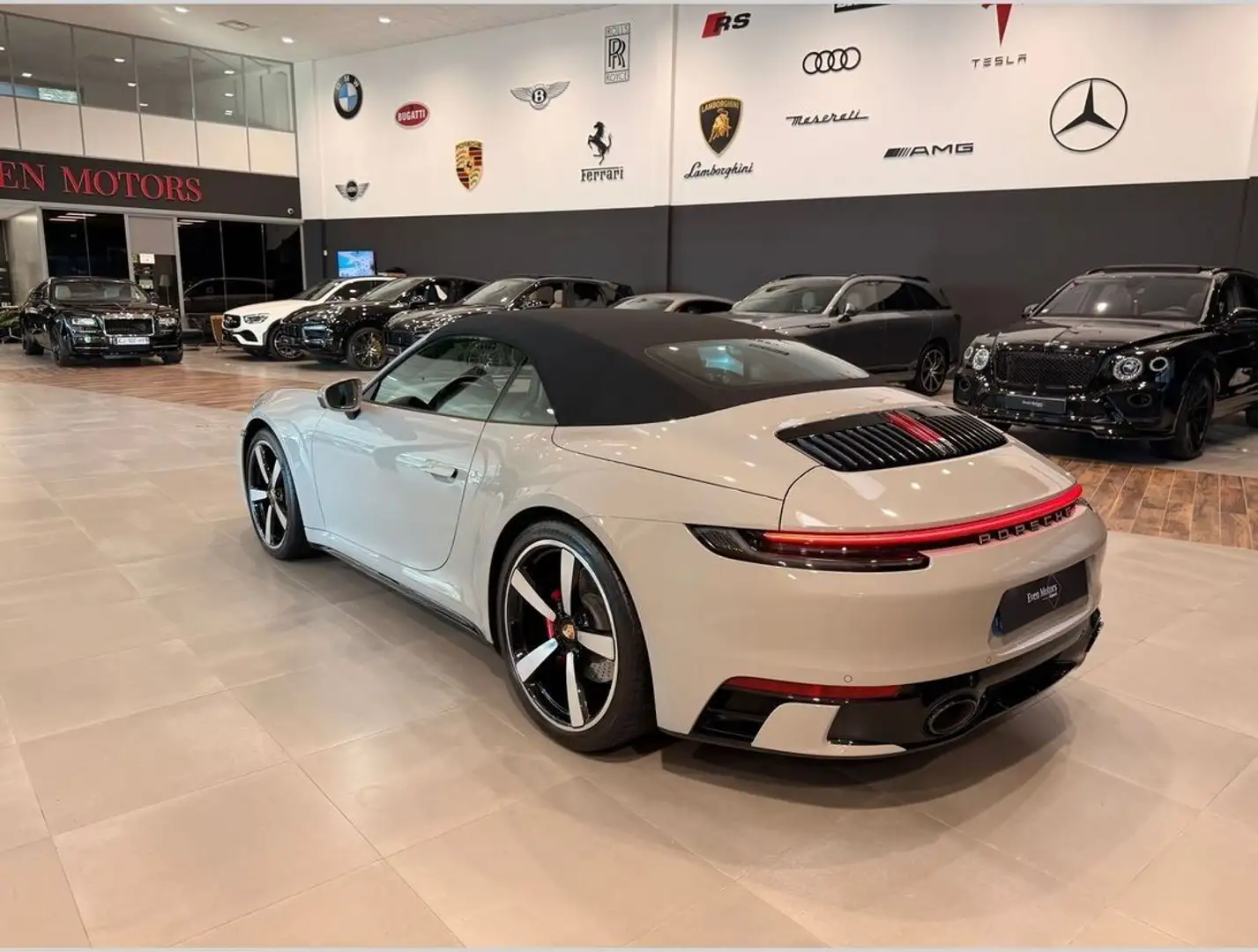 Porsche 992 TYPE 992 CABRIOLET 3.0 450 CARRERA S PDK Grau - 2
