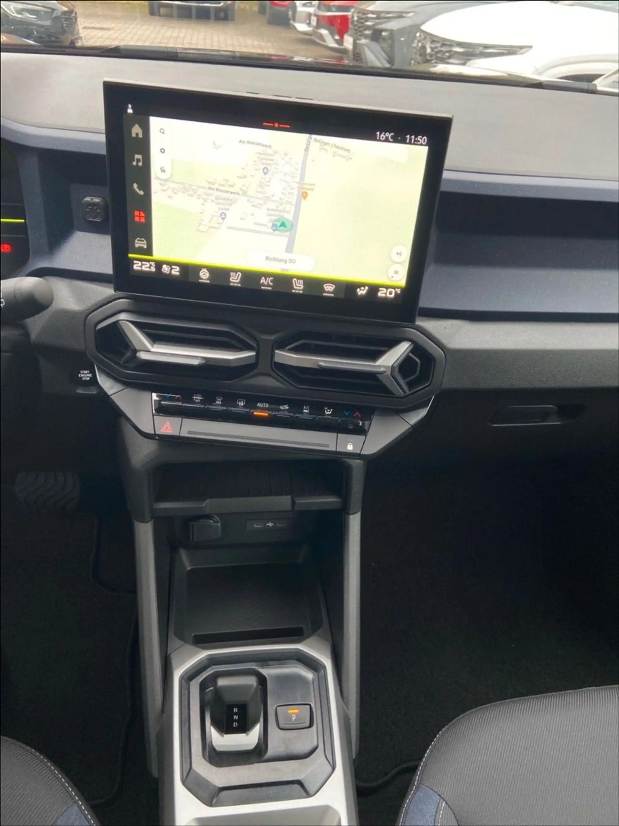Dacia Bigster hybrid-G 150 4x4 Expression — photo 10