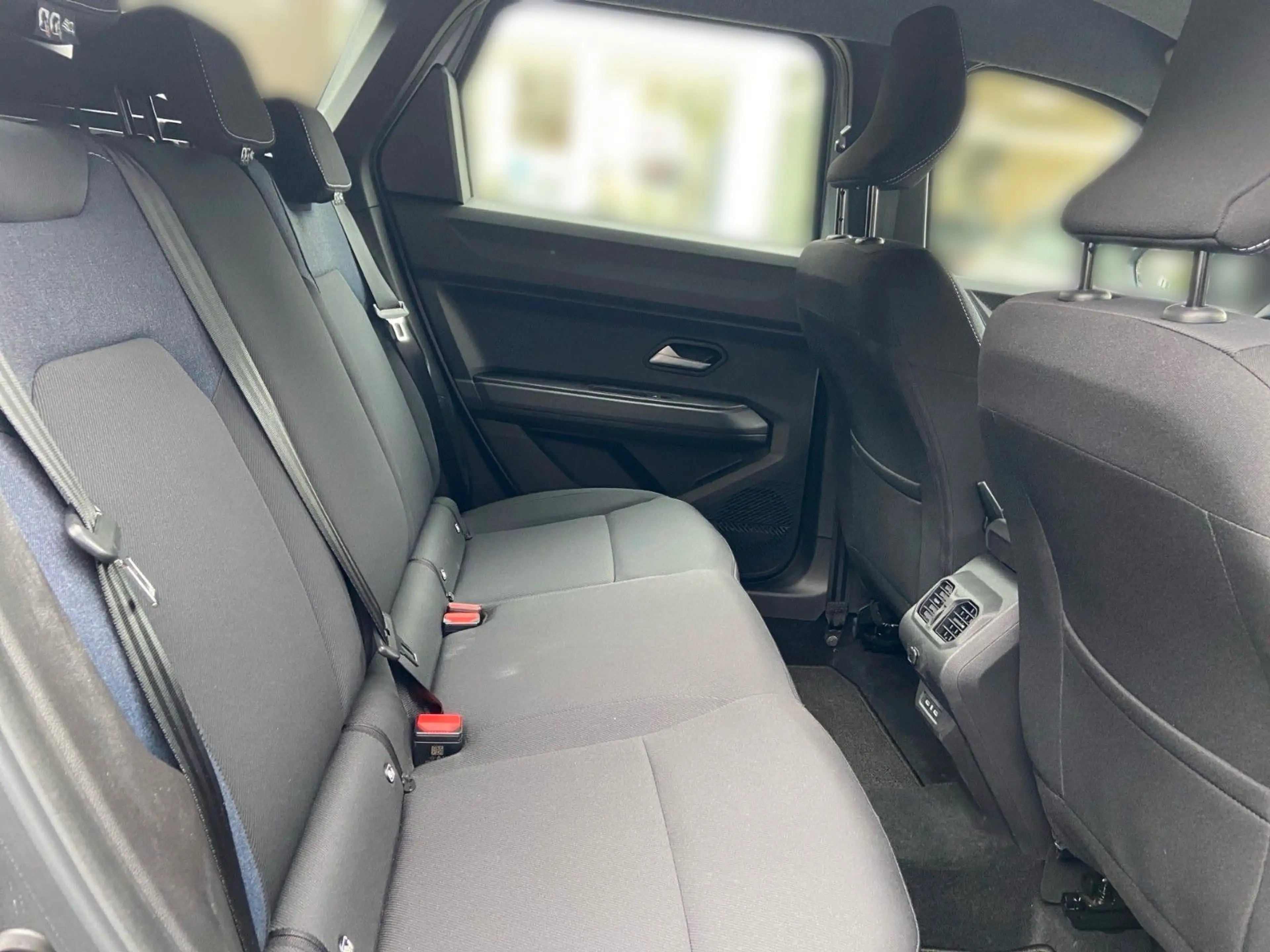 Dacia Bigster hybrid-G 150 4x4 Expression — photo 14