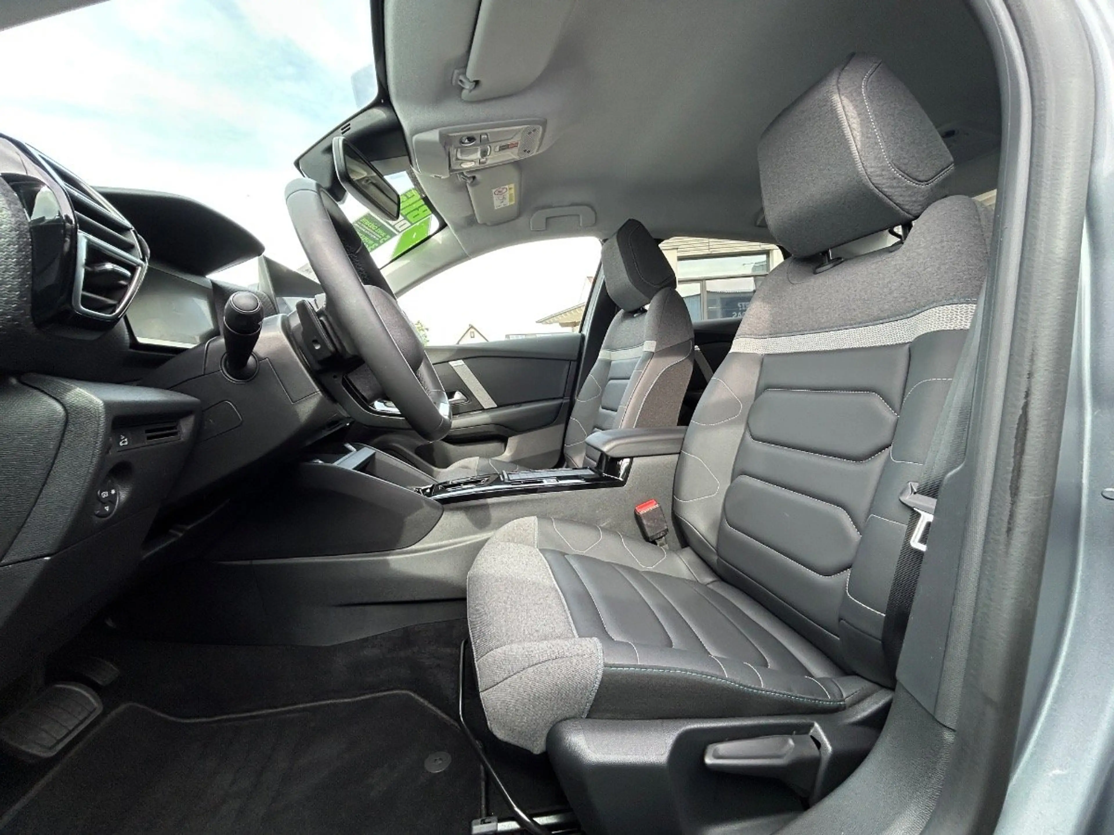Citroen C4 X 1.2 PureTech 130 Max LED+Navi+2xKlima+Kam. — photo 13