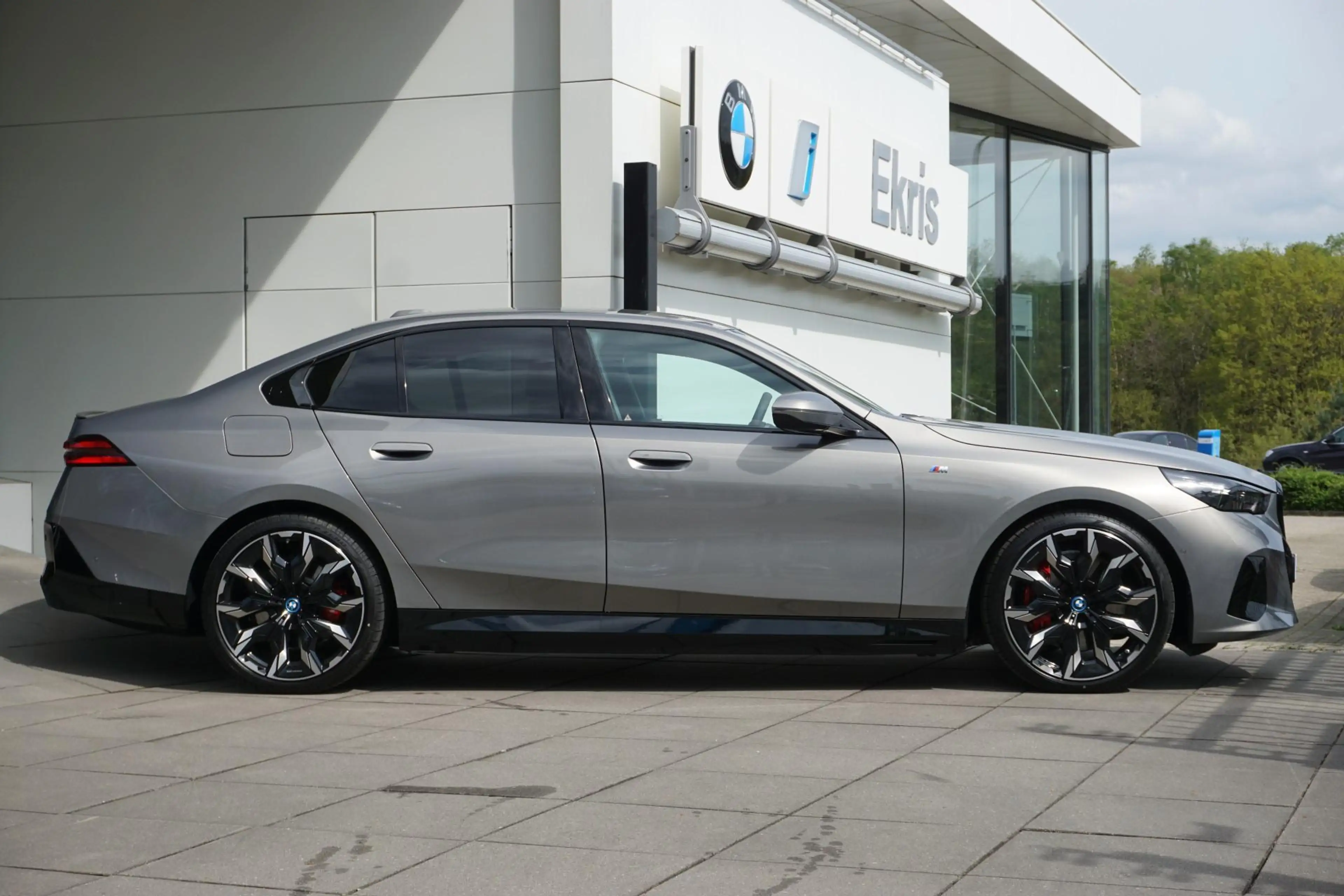 BMW i5 Sedan eDrive40 | M Sportpakket Pro | Harman Kardon — photo 4